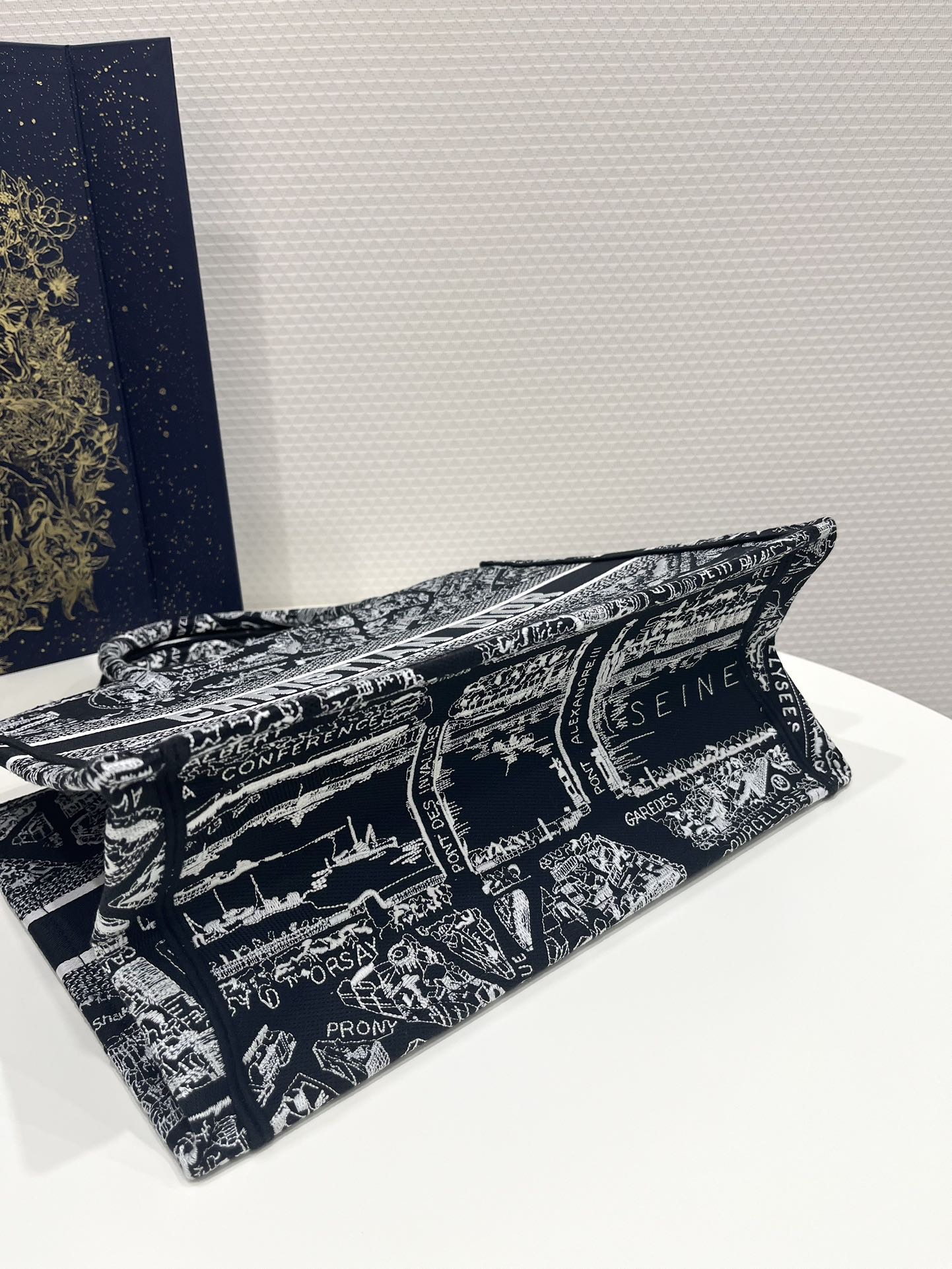 [TOP] Christian Dior Medium Book Tote Bags - 36*18*28cm - Paris Map Pattern