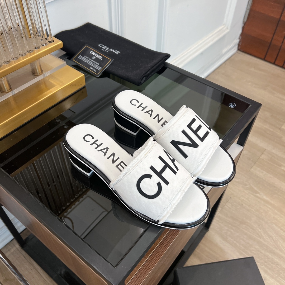 [TOP] CHANEL Sheepskin Velvet Slippers - 3 Colour