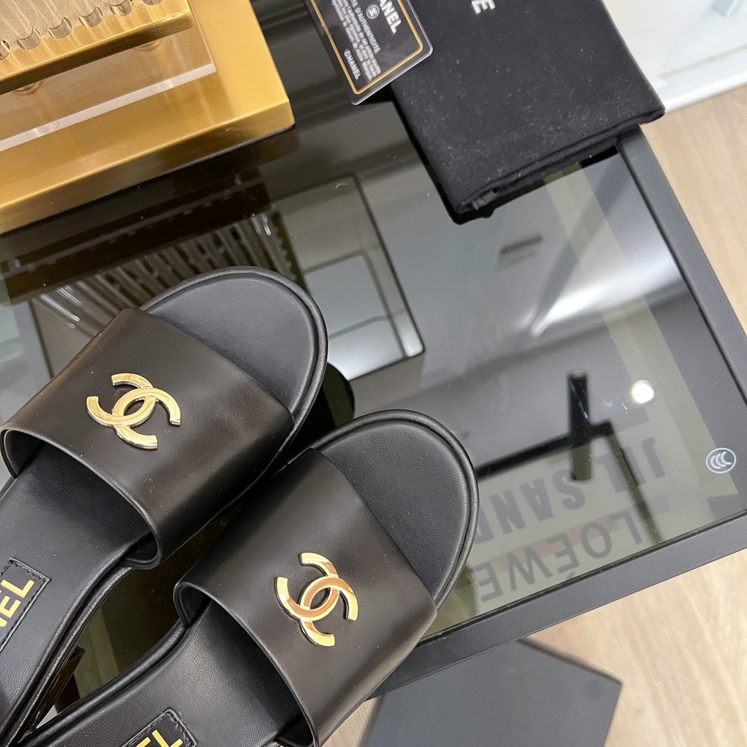 [TOP] CHANEL Sheepskin Thick Heeled Slippers - 3 Colour