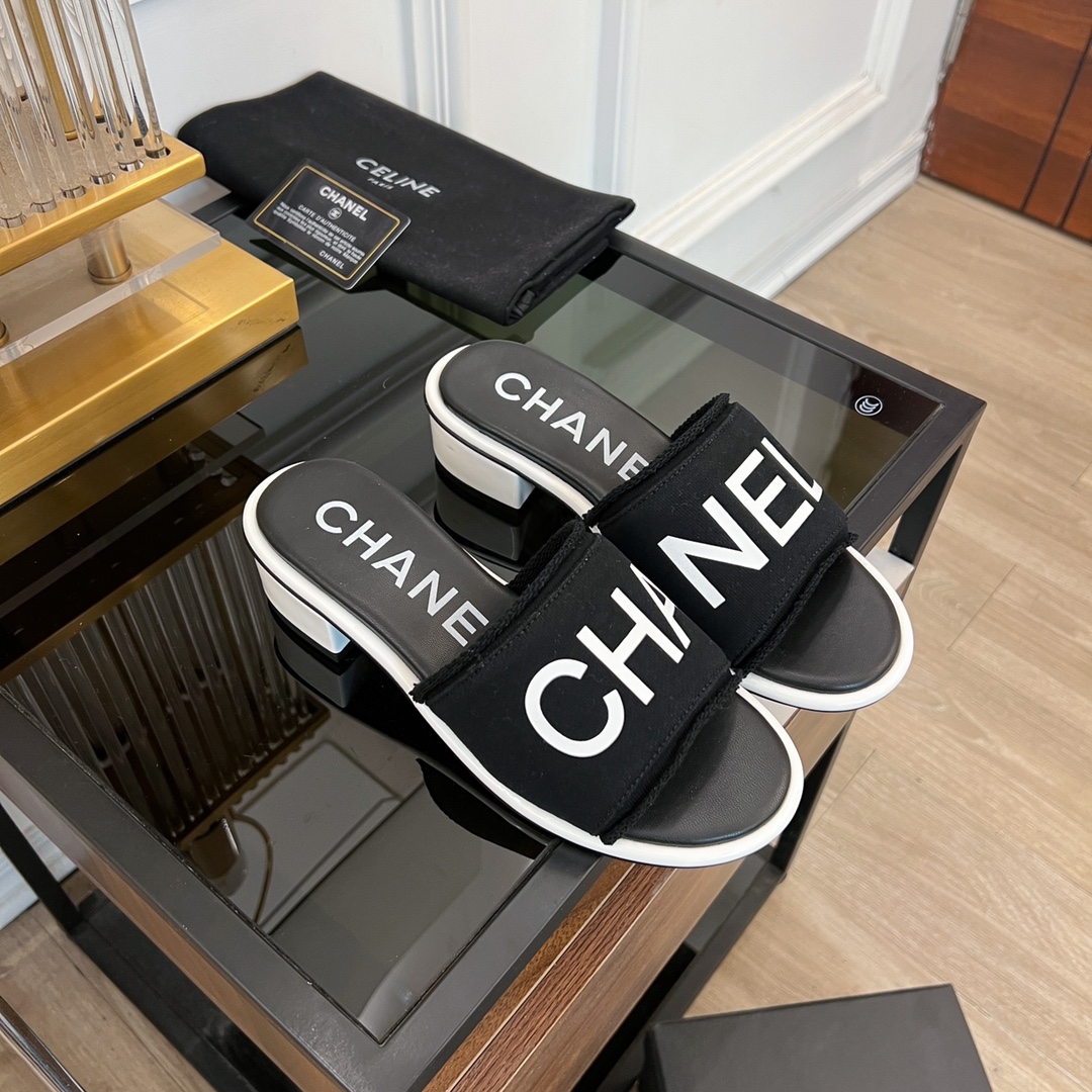 [TOP] CHANEL Sheepskin Velvet Slippers - 3 Colour