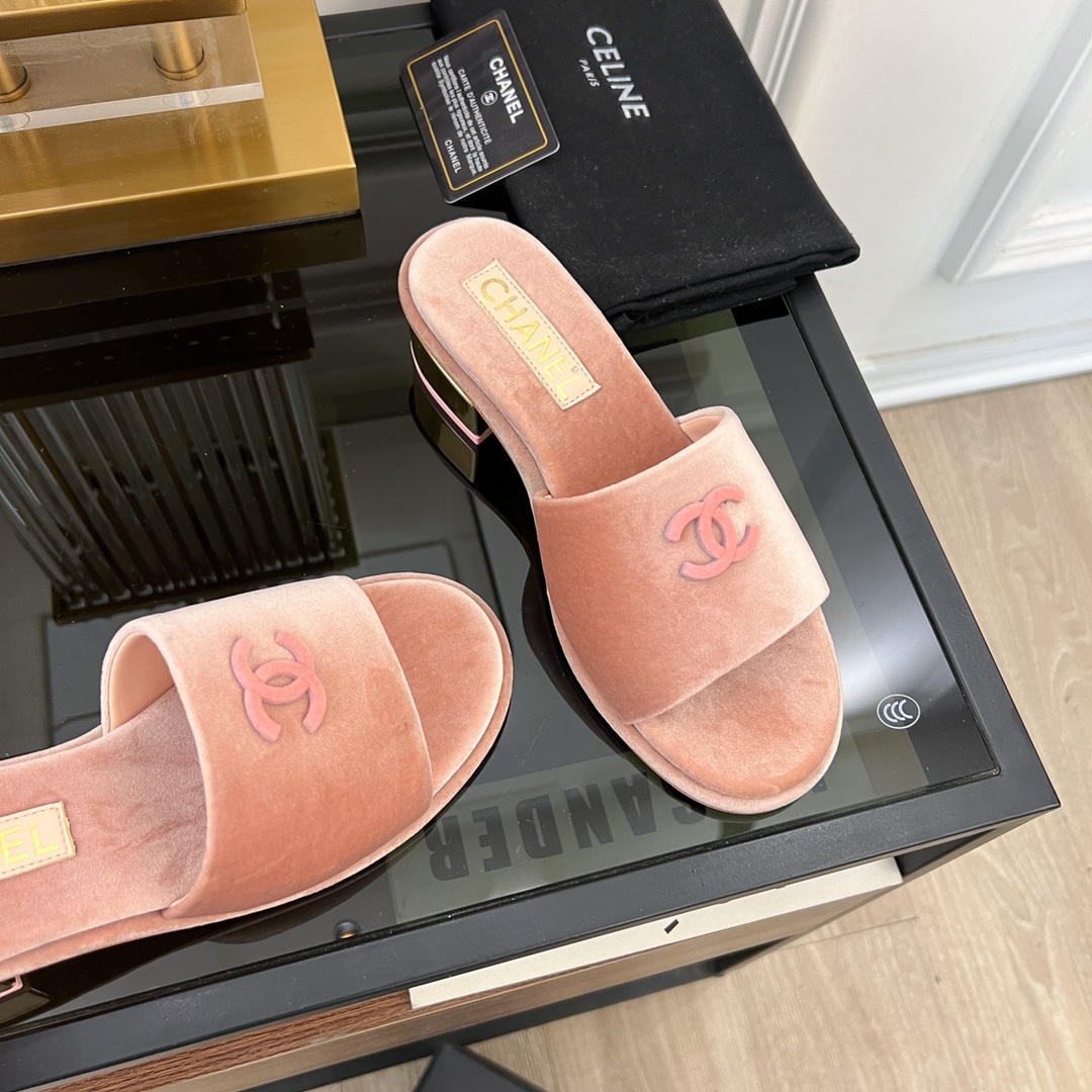 [TOP] CHANEL Velvet Thick Heeled Slippers - 2 Colour