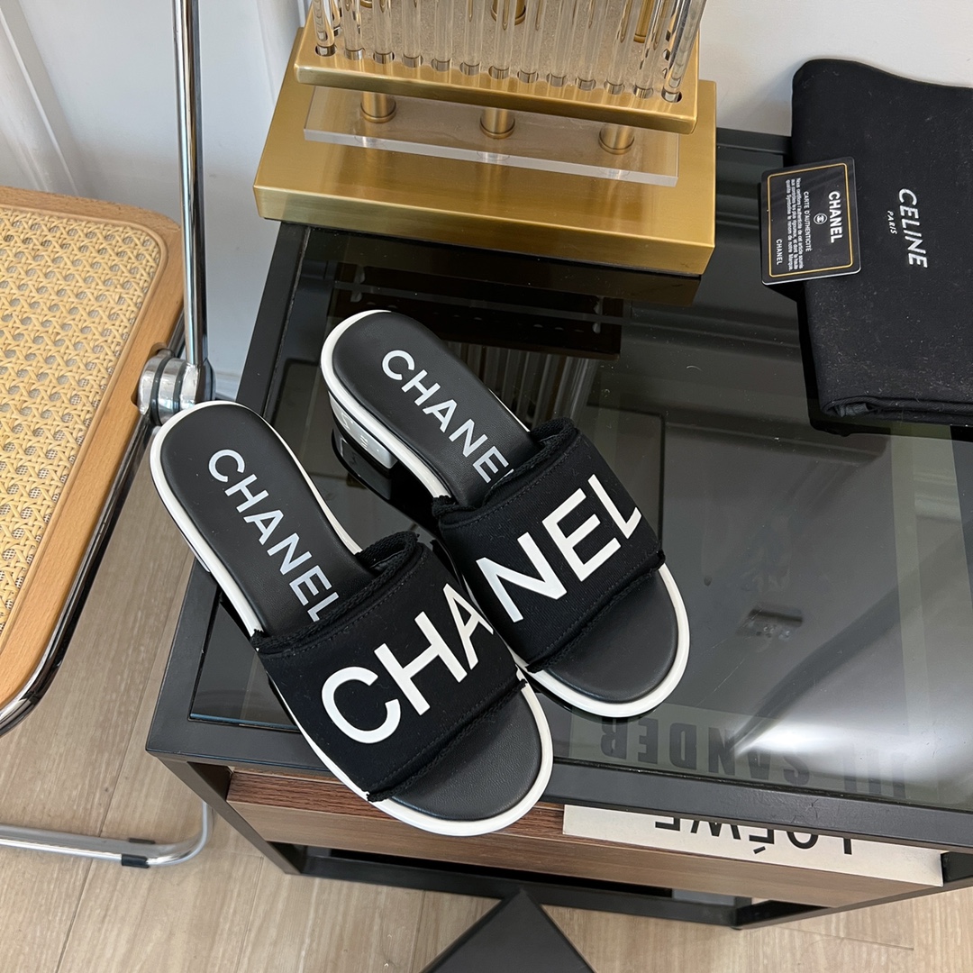 [TOP] CHANEL Sheepskin Velvet Slippers - 3 Colour