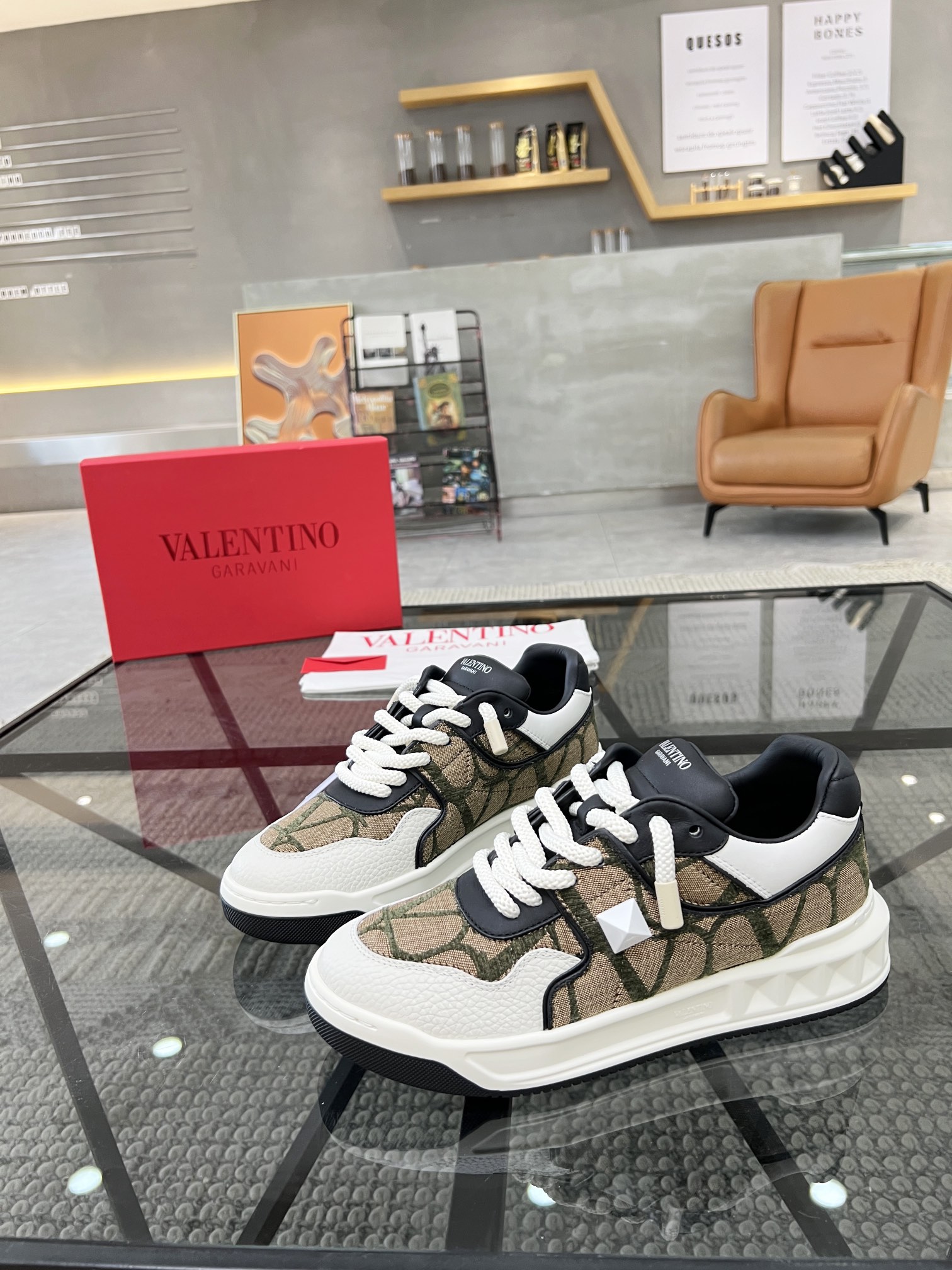 [TOP] VALENTINO Men's Leather Fabric Sports Shoes - 3 Colors