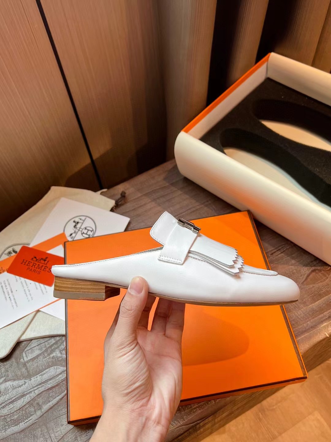 [TOP] HERMES Nappa Leather Mules - White