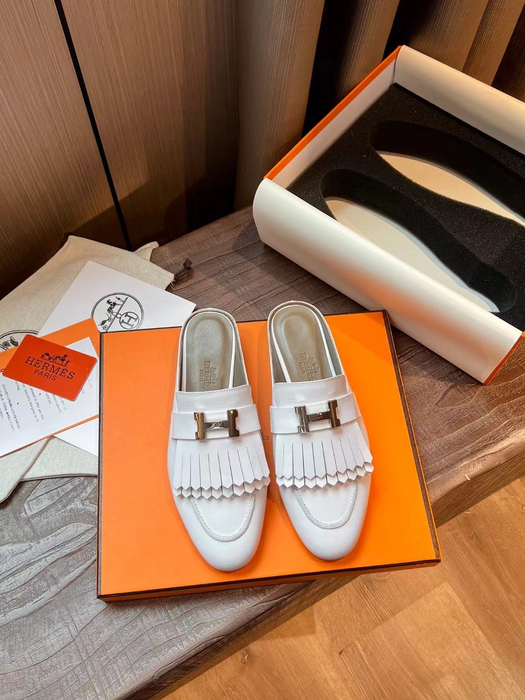 [TOP] HERMES Nappa Leather Mules - White