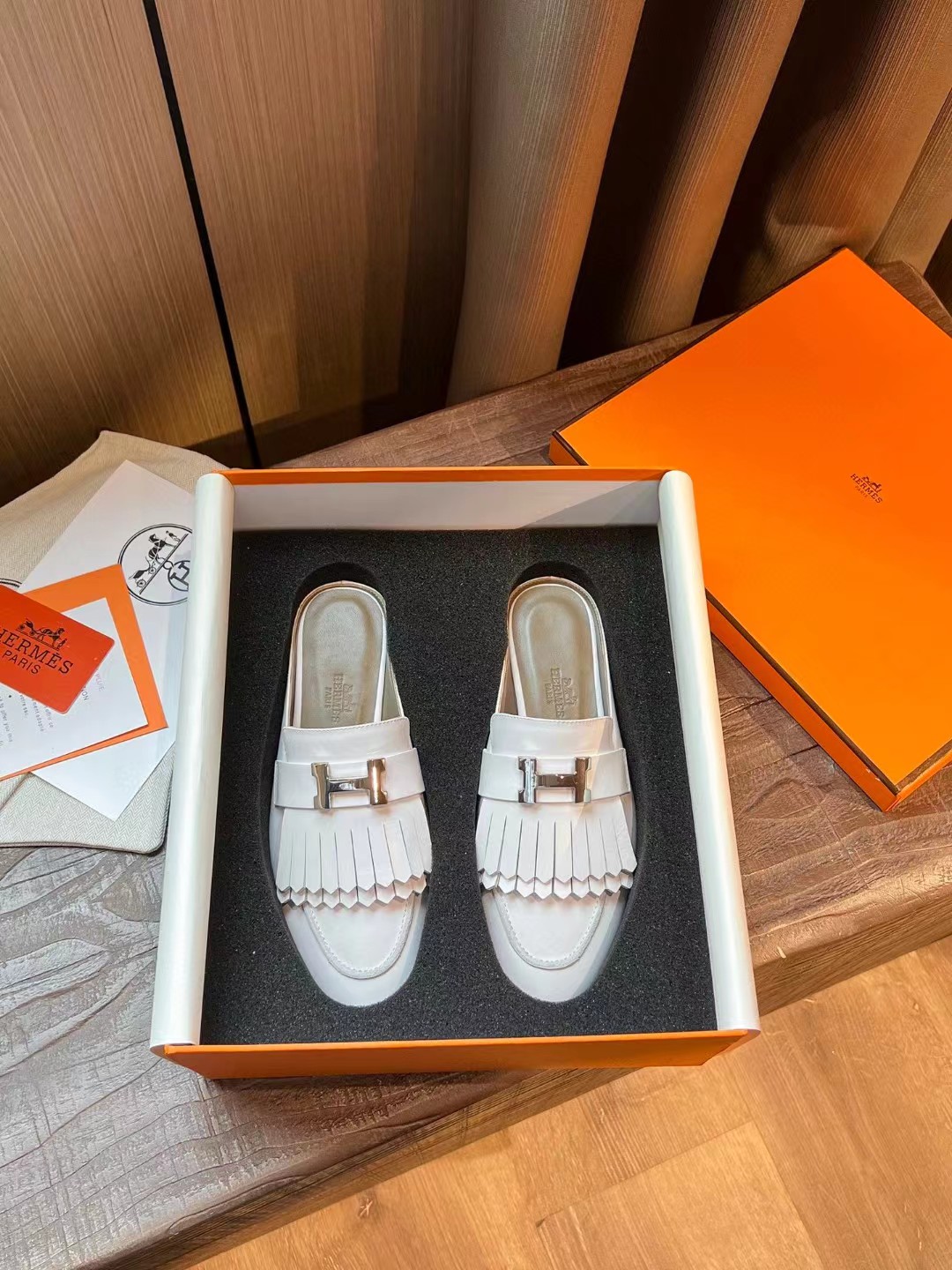 [TOP] HERMES Nappa Leather Mules - White