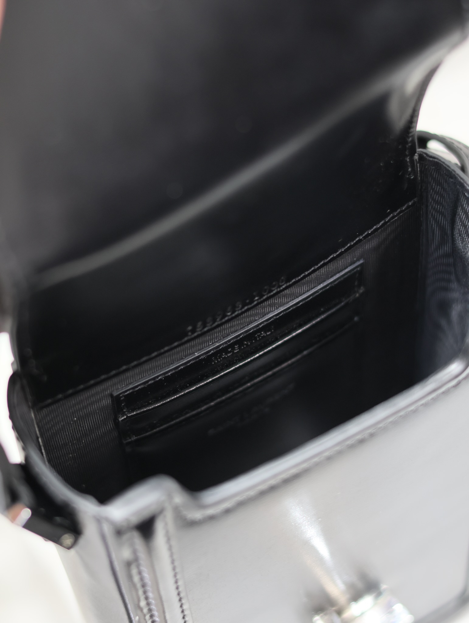 [TOP] Yves Saint Laurent YSL Solferino Box Phone Bag 18×11×5cm - Black&SHW