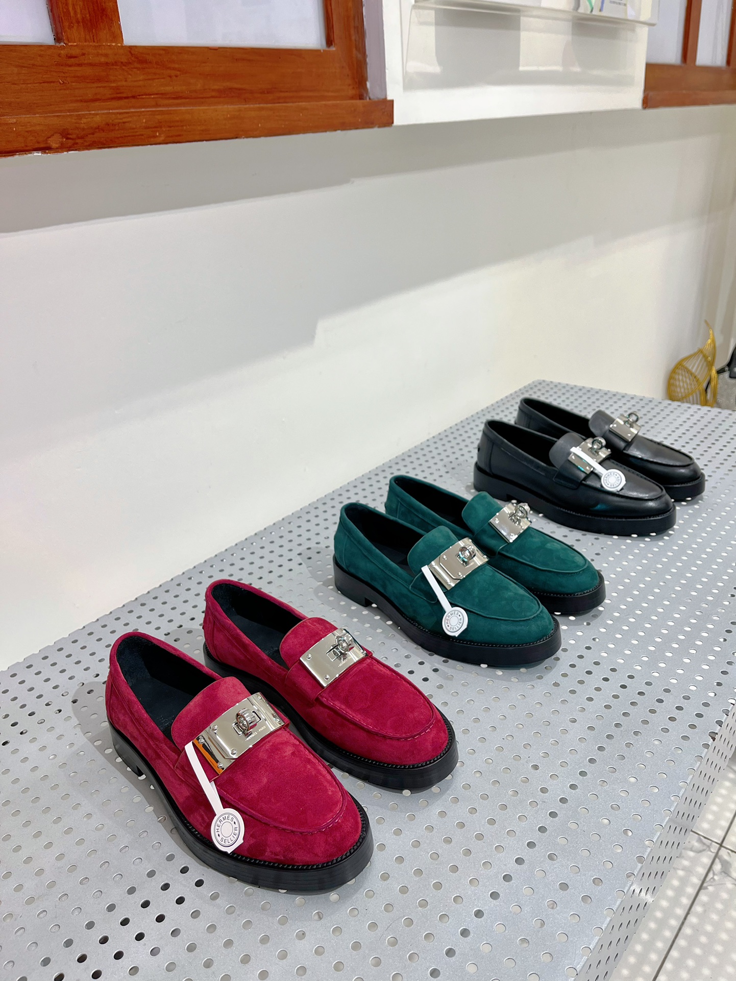 [TOP] HERMES Cowhide Casual Shoes 3CM - 4 Colors