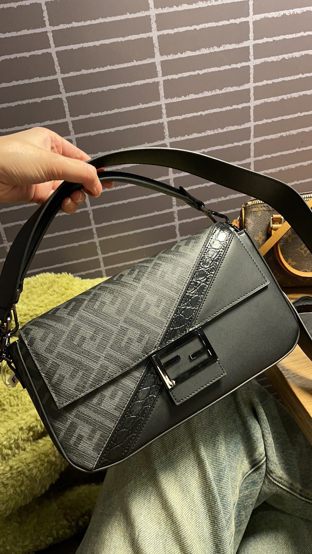 [TOP] FENDI Classic Style Baguette Bags - 26x13x6cm - Black