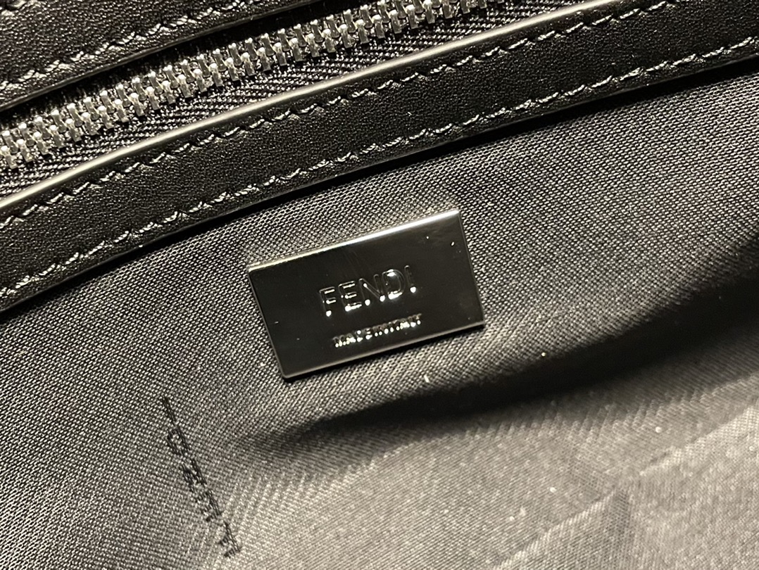 [TOP] FENDI Classic Style Baguette Bags - 26x13x6cm - Black