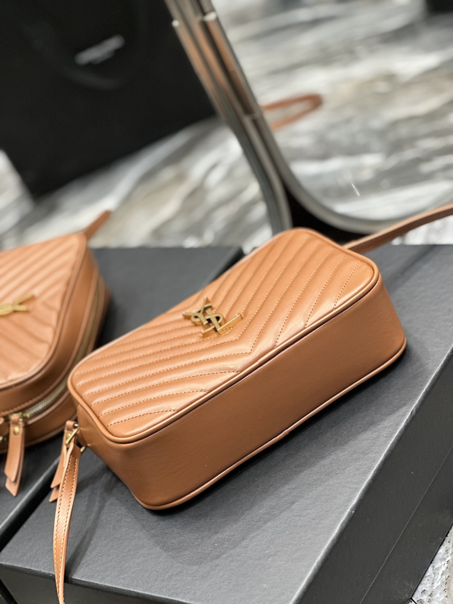 [TOP] Yves Saint Laurent YSL LouLou Camera Bag 23x16x6cm - 5 Colour&GHW