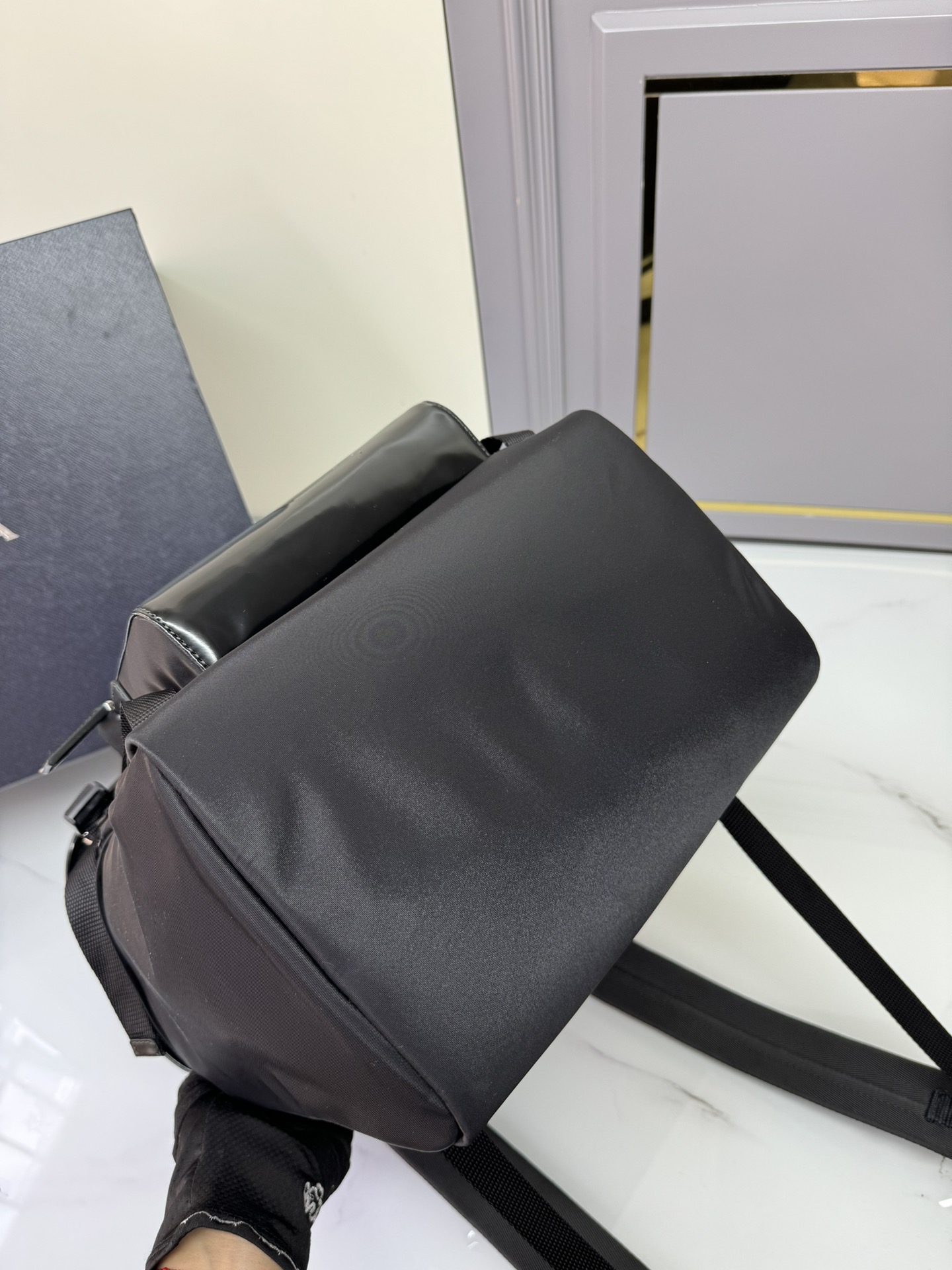 [TOP] PRADA Recycled Nylon Fabric And Glossy Leather Integrated Backpack 27x45x7cm - Black