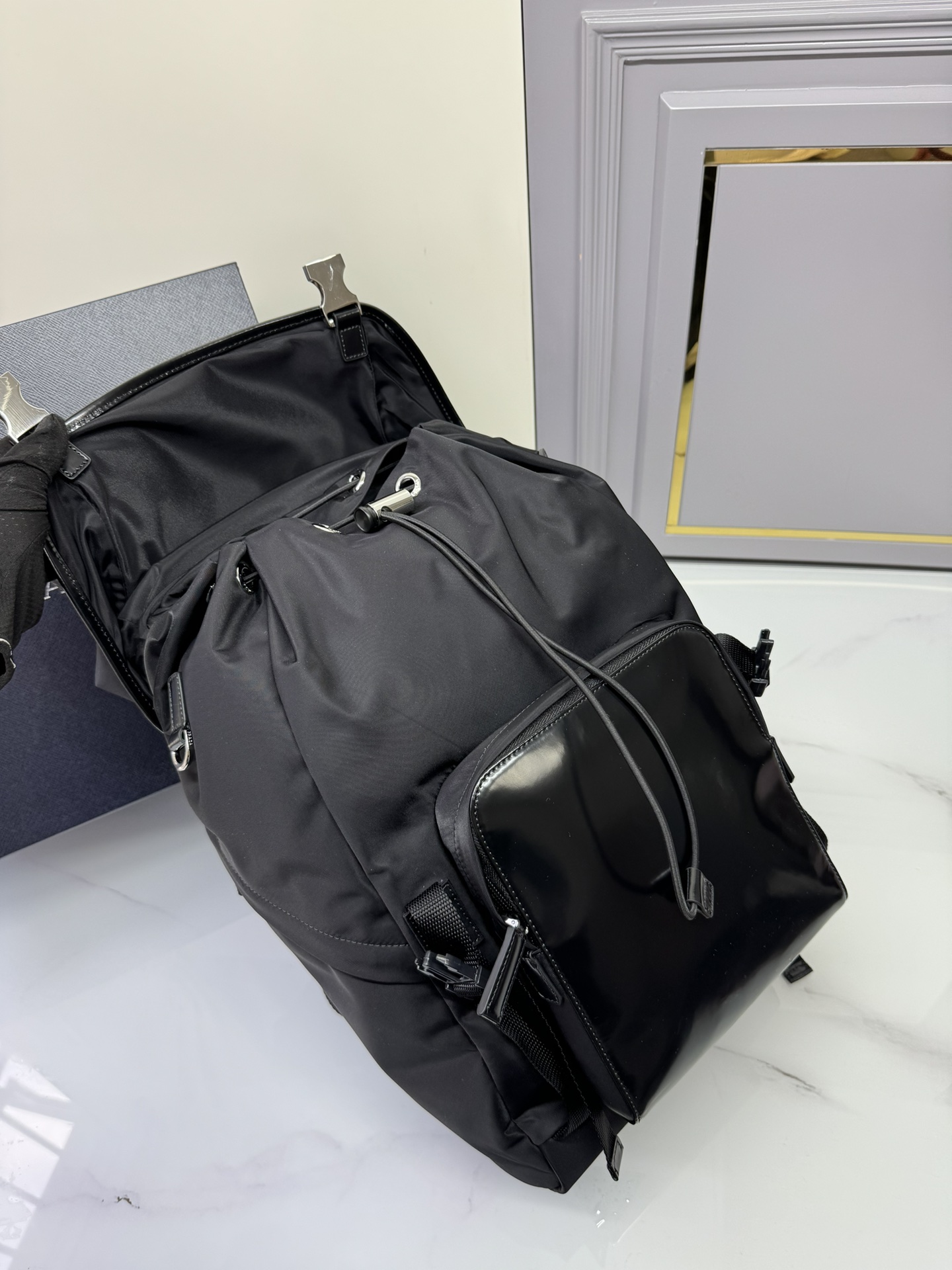 [TOP] PRADA Recycled Nylon Fabric And Glossy Leather Integrated Backpack 27x45x7cm - Black