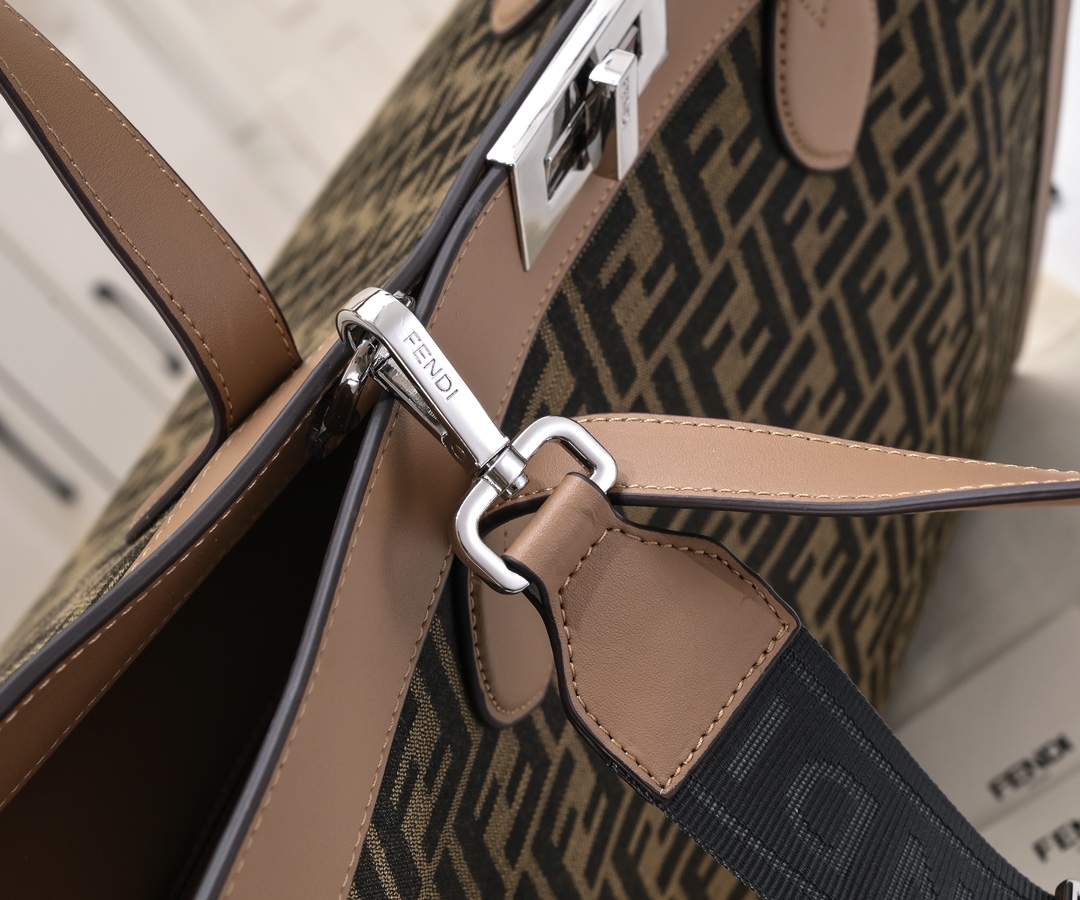 [TOP] FENDI Peekaboo ISeeU Forty8 Handbag - 42.7*23*33cm - SHW