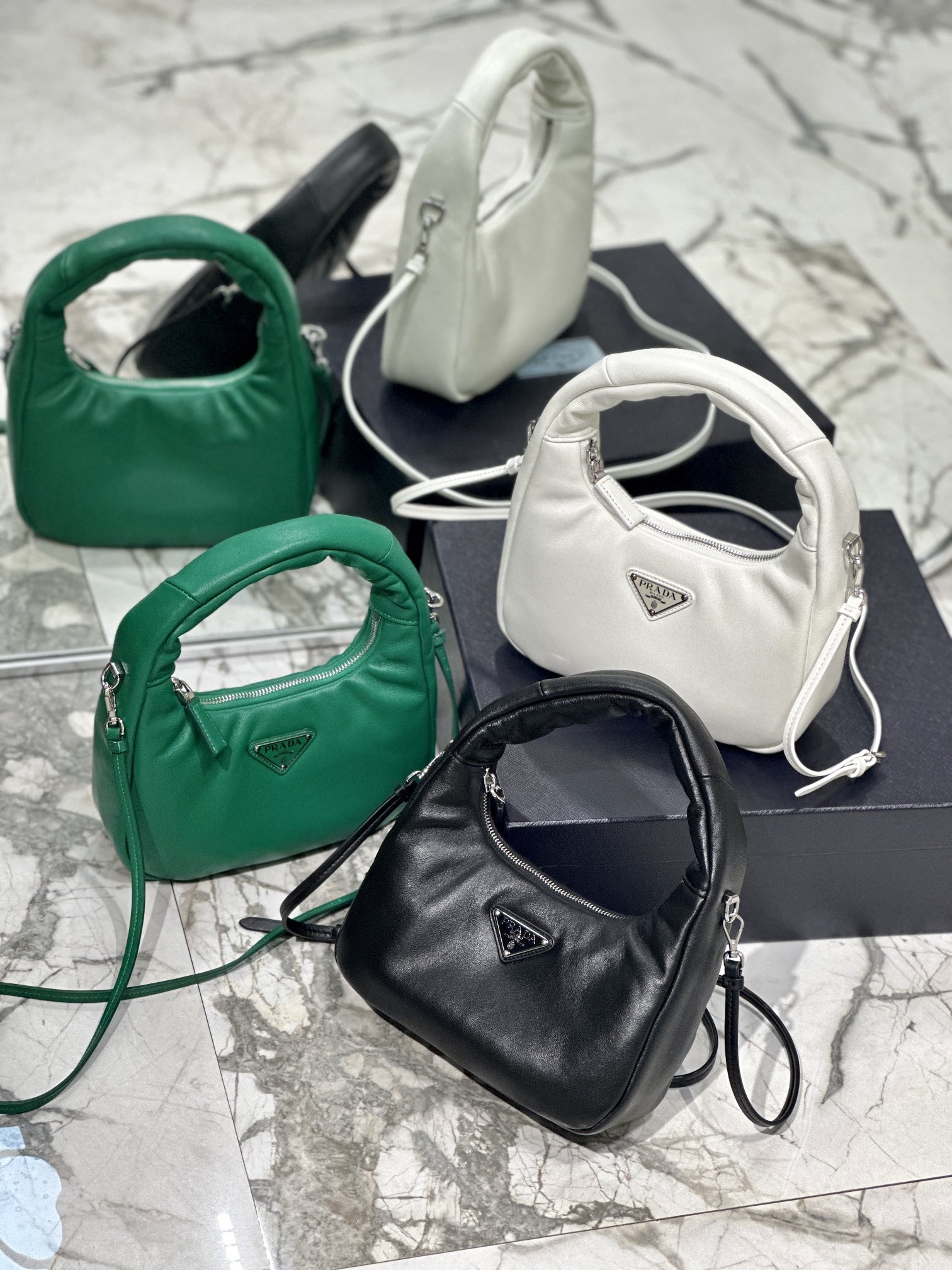 [TOP] PRADA Lambskin Hobo Bags 21x12.5x6.5cm - 3 Colors