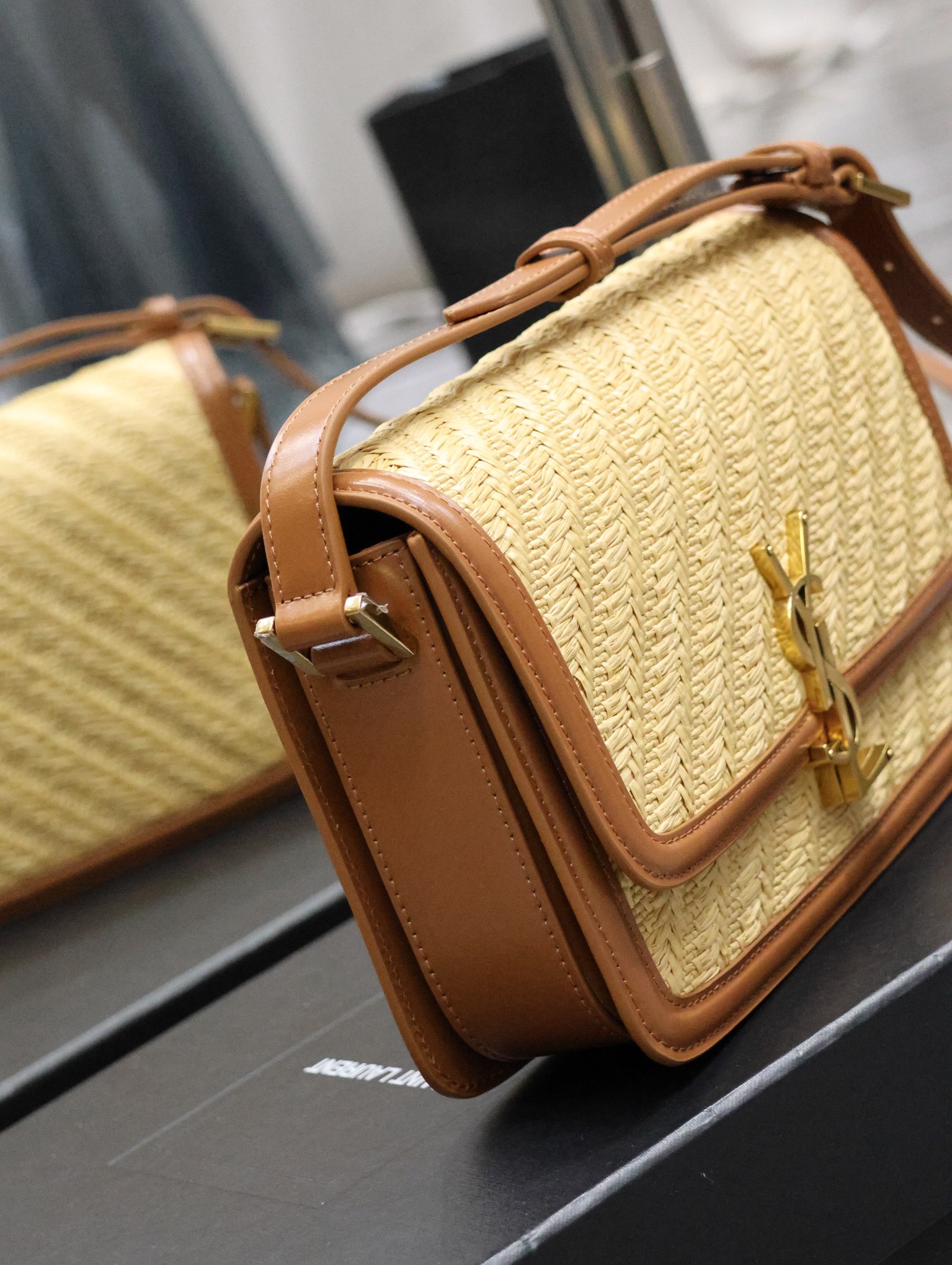 [TOP] Yves Saint Laurent YSL Cowhide with weaving Solferino Bags 19/23cm - Khaki&GHW