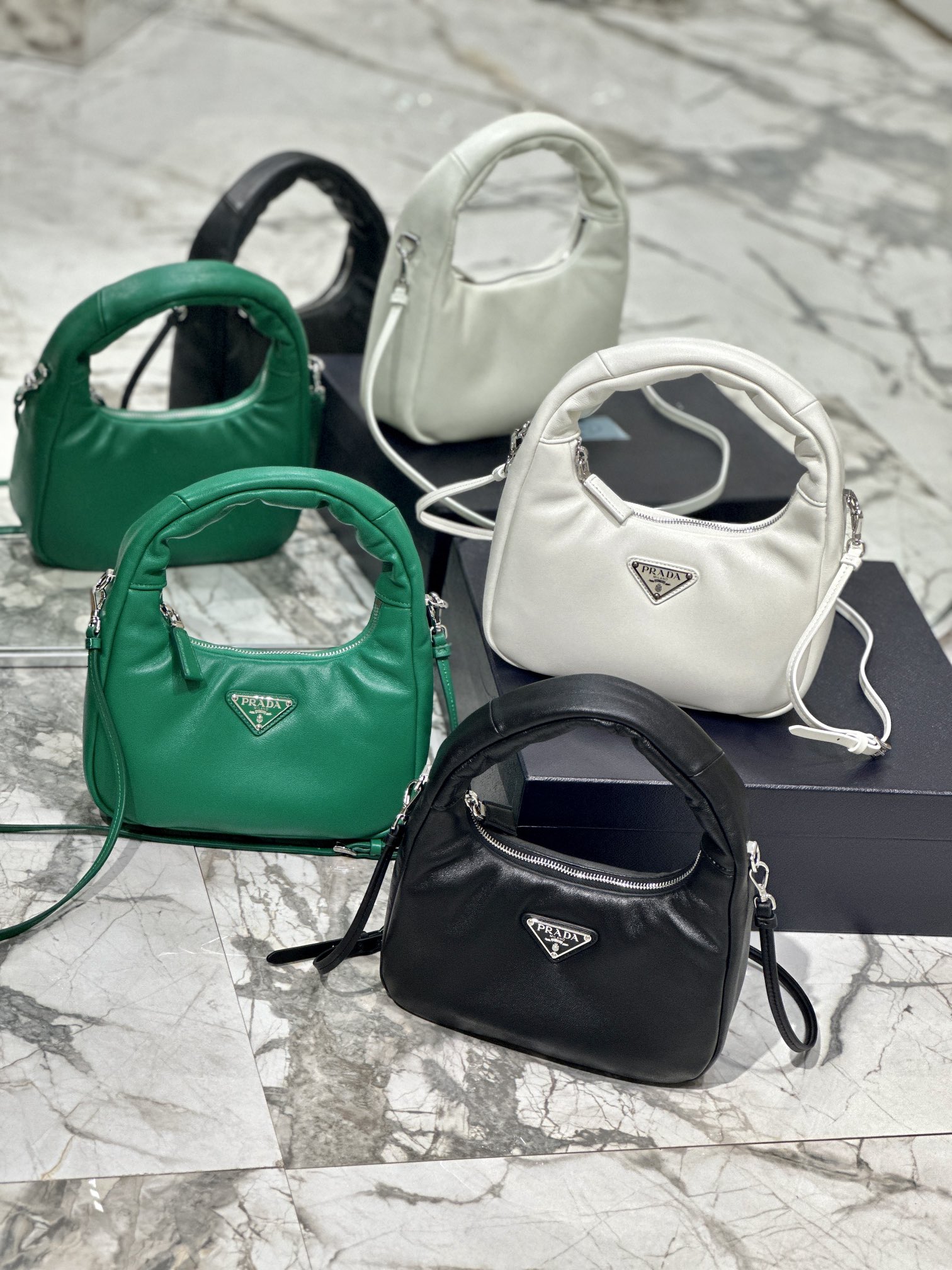[TOP] PRADA Lambskin Hobo Bags 21x12.5x6.5cm - 3 Colors