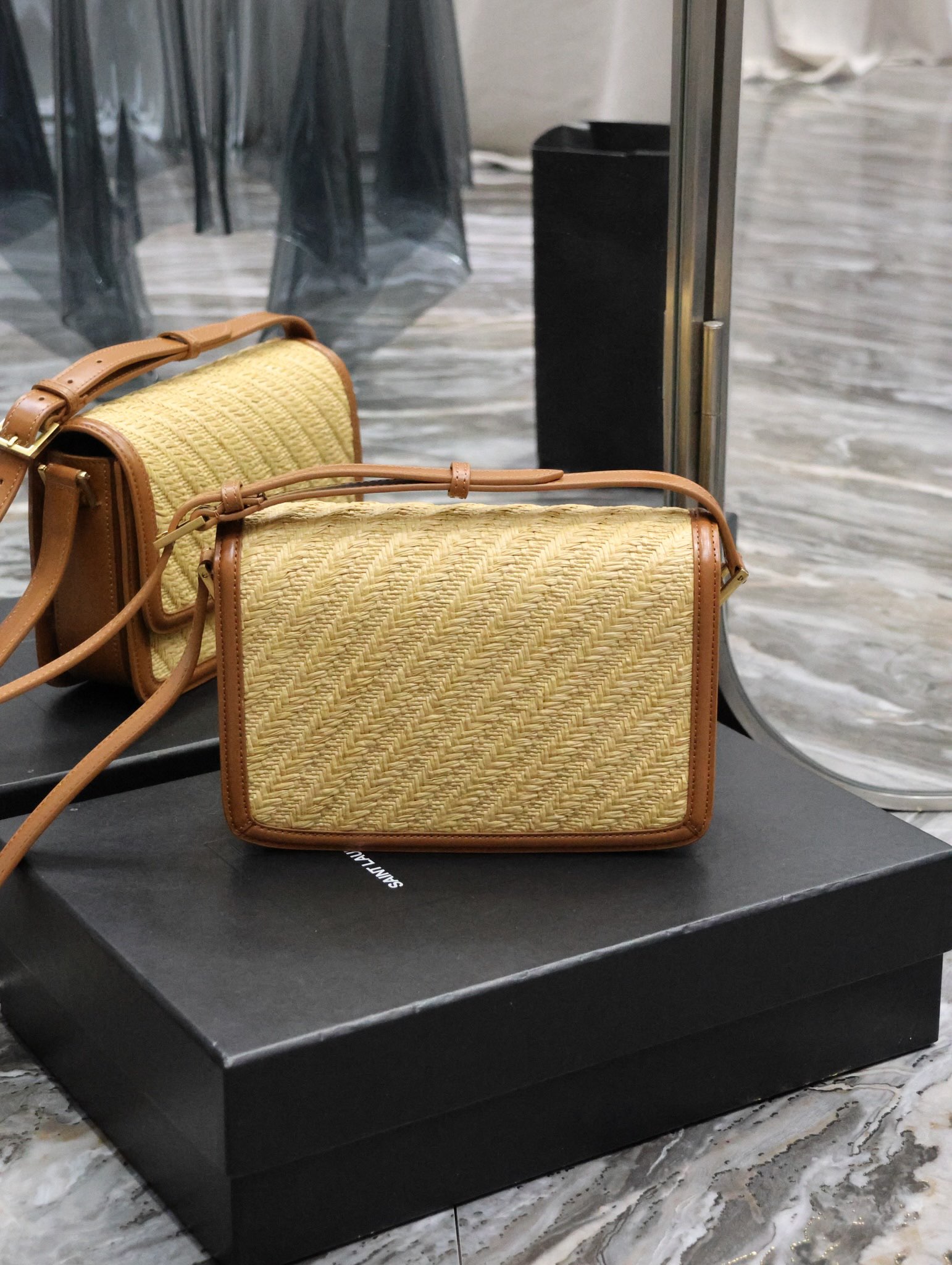 [TOP] Yves Saint Laurent YSL Cowhide with weaving Solferino Bags 19/23cm - Khaki&GHW