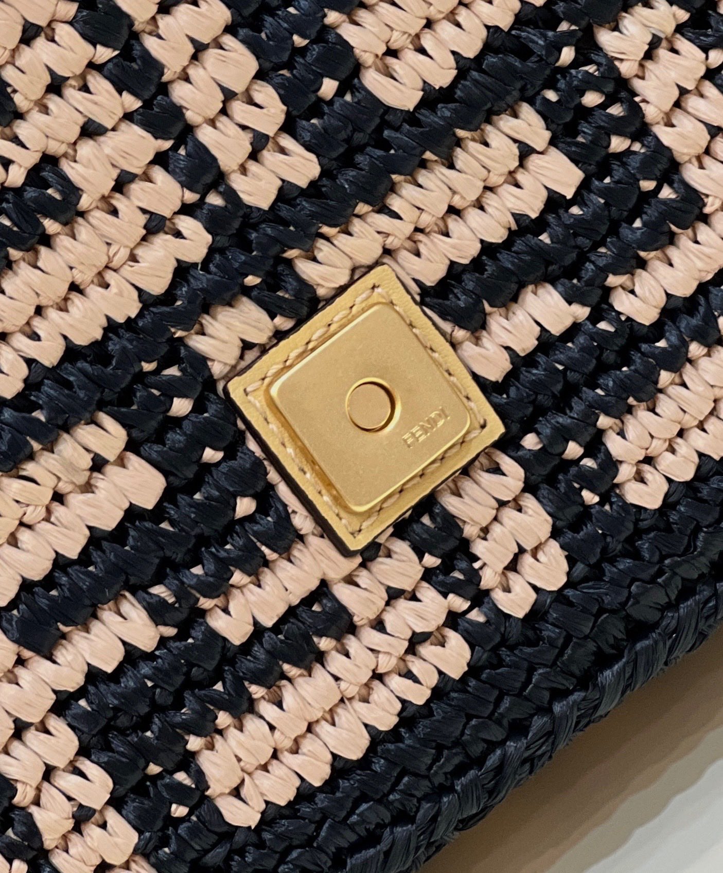 [TOP] Fendi Lafite Woven Baguette Bags - 27cm - GHW