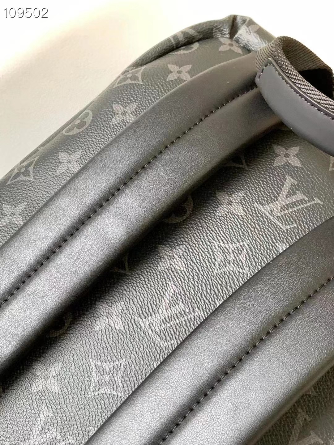 [TOP] Louis Vuitton LV The Apollo Backpack Is Made Of Soft Monogram Eclipse Coated Canvas Fabric -29x38x20CM - Black