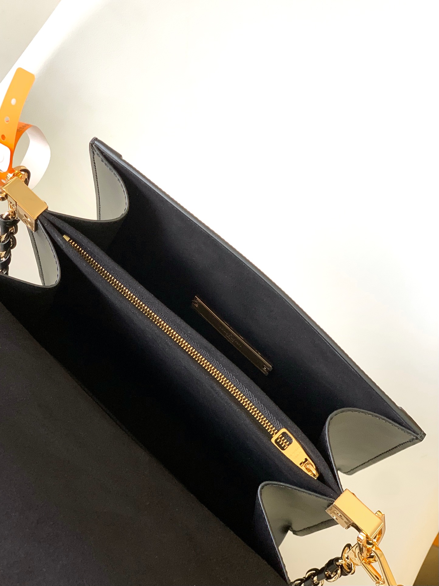 [TOP] Louis Vuitton LV Epi Grain Leather Bags 2 Sizes- Black