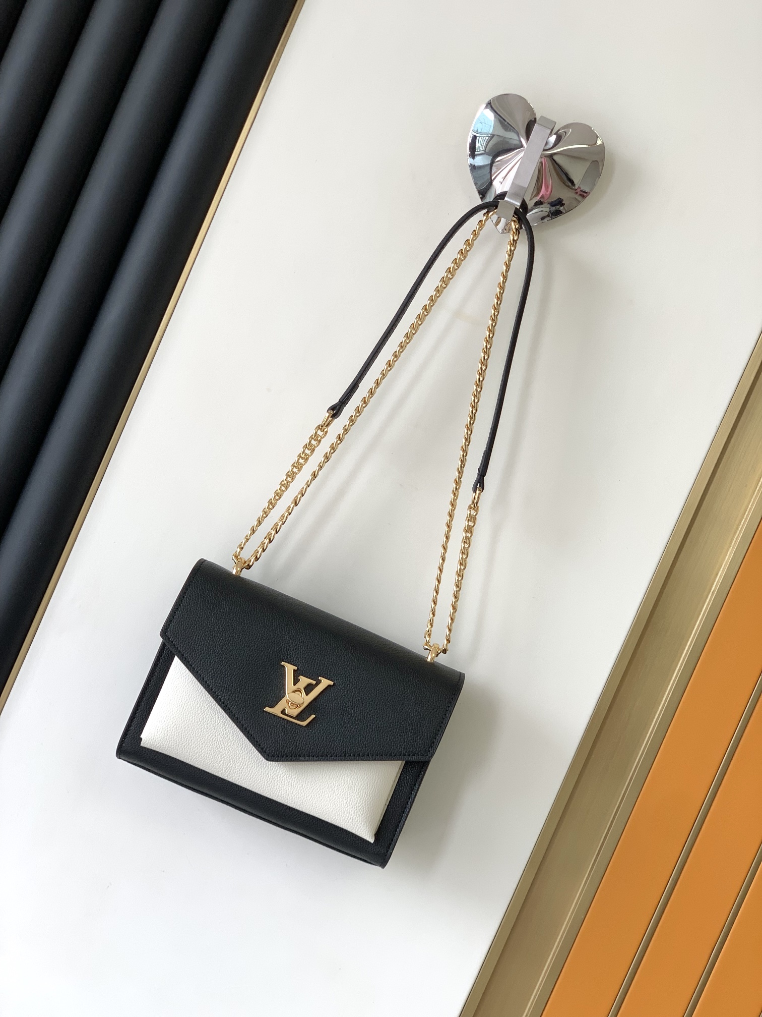 [TOP] Louis Vuitton LV Mylockme BB Handbags 22.5x17x5.5cm - 5 Colors