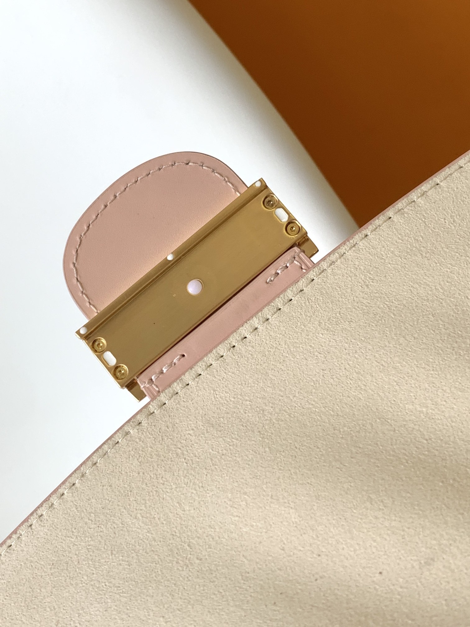 [TOP] Louis Vuitton LV Epi Grain Leather Bag 2 Sizes - Pink