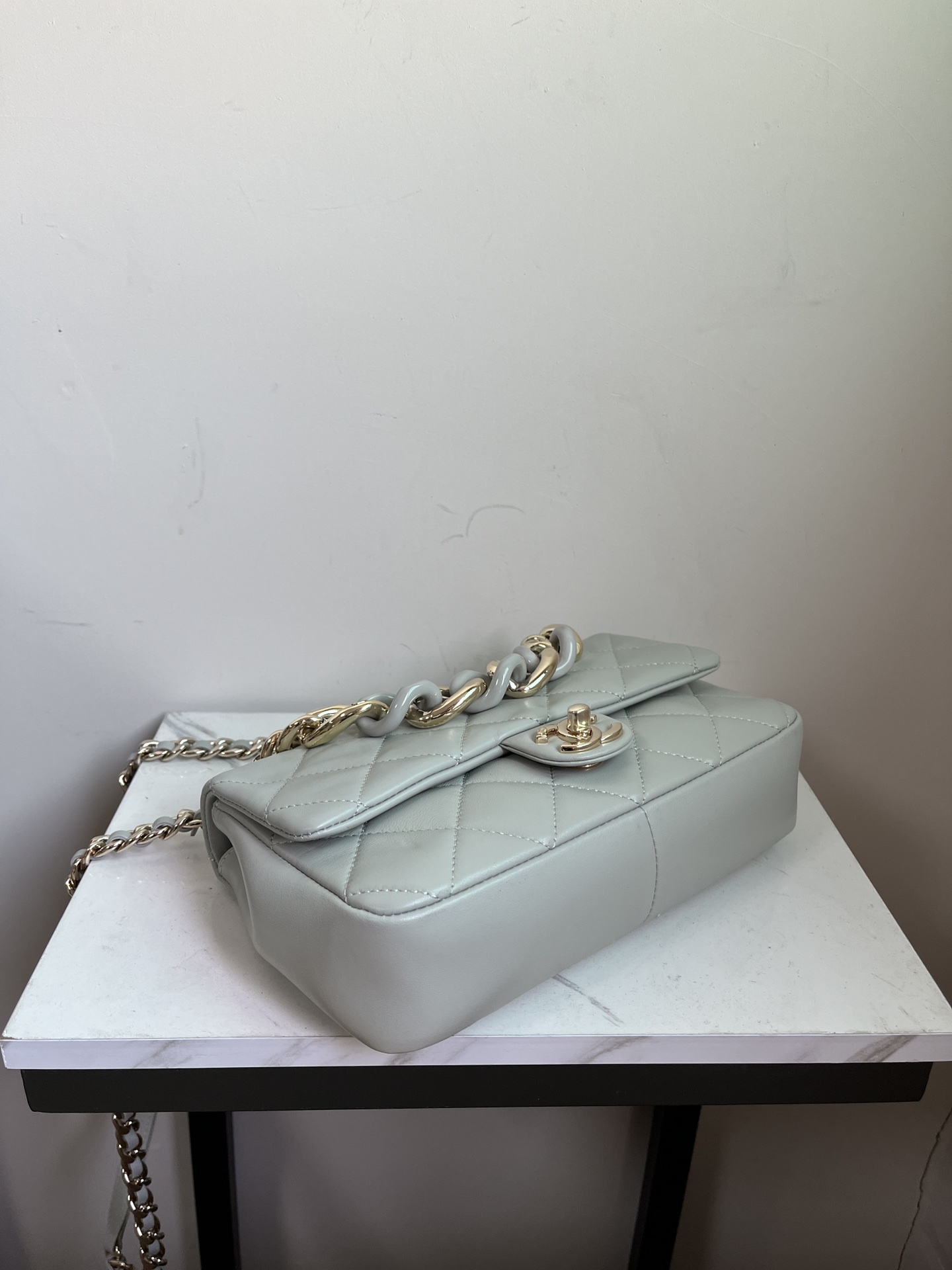 [TOP] CHANEL Classic Lambskin Flab Bag 16*24*6cm - Light Green&SHW