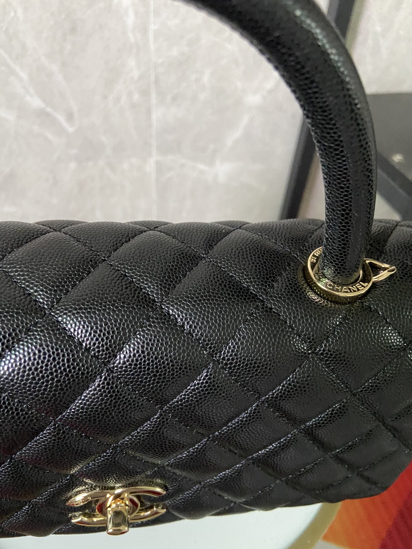 [TOP] CHANEL Particle Embossed Calfskin CoCo Handle Bags 18x29X12CM - Black - GHW