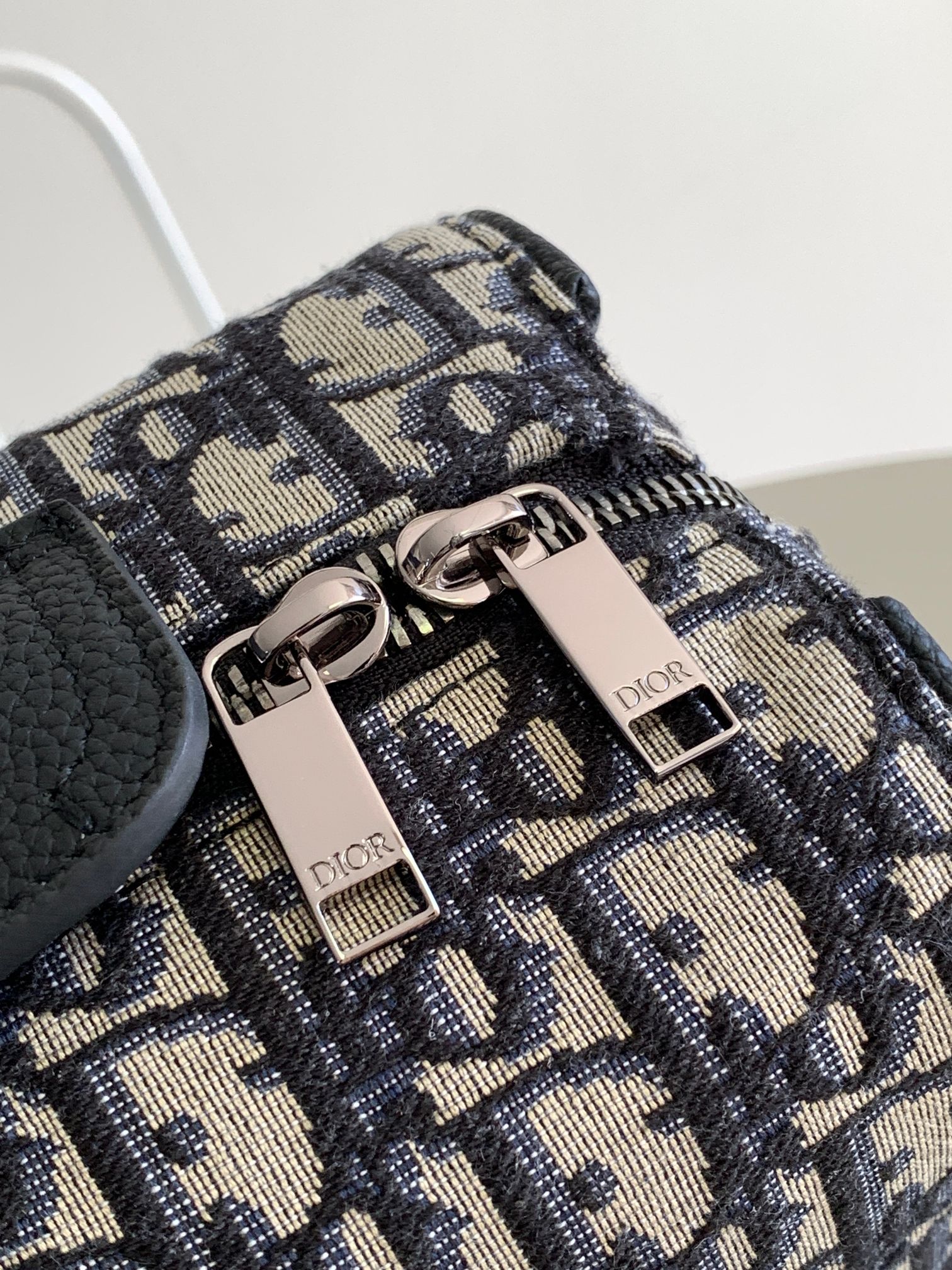 [TOP] Christian Dior Men's Grained Calfskin Leather Bags 22x10.5x12.5cm - Black