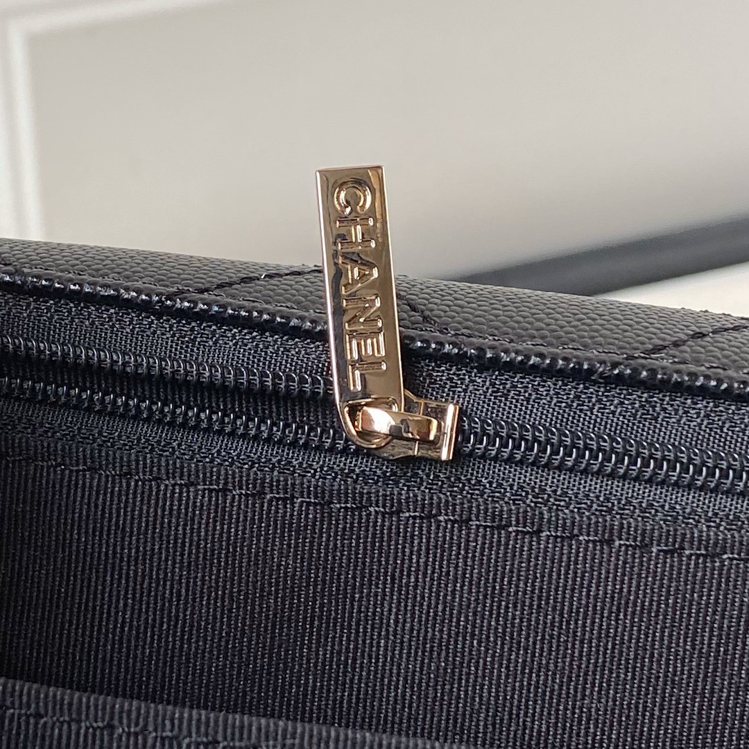 [TOP] CHANEL Oversized Calfskin Flab Bag 27×38×12cm - Black&GHW