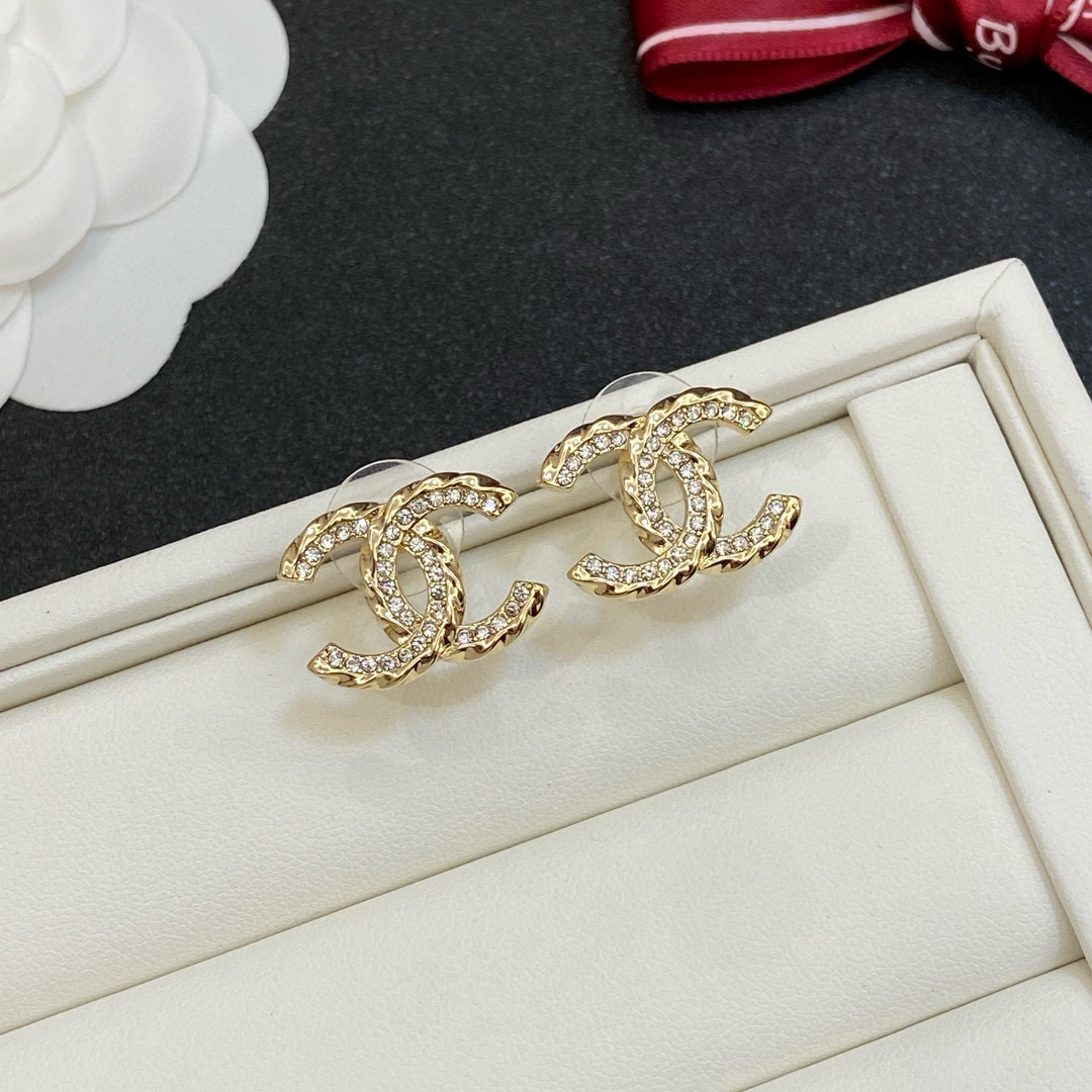 [TOP] CHANEL Earrings - Collection