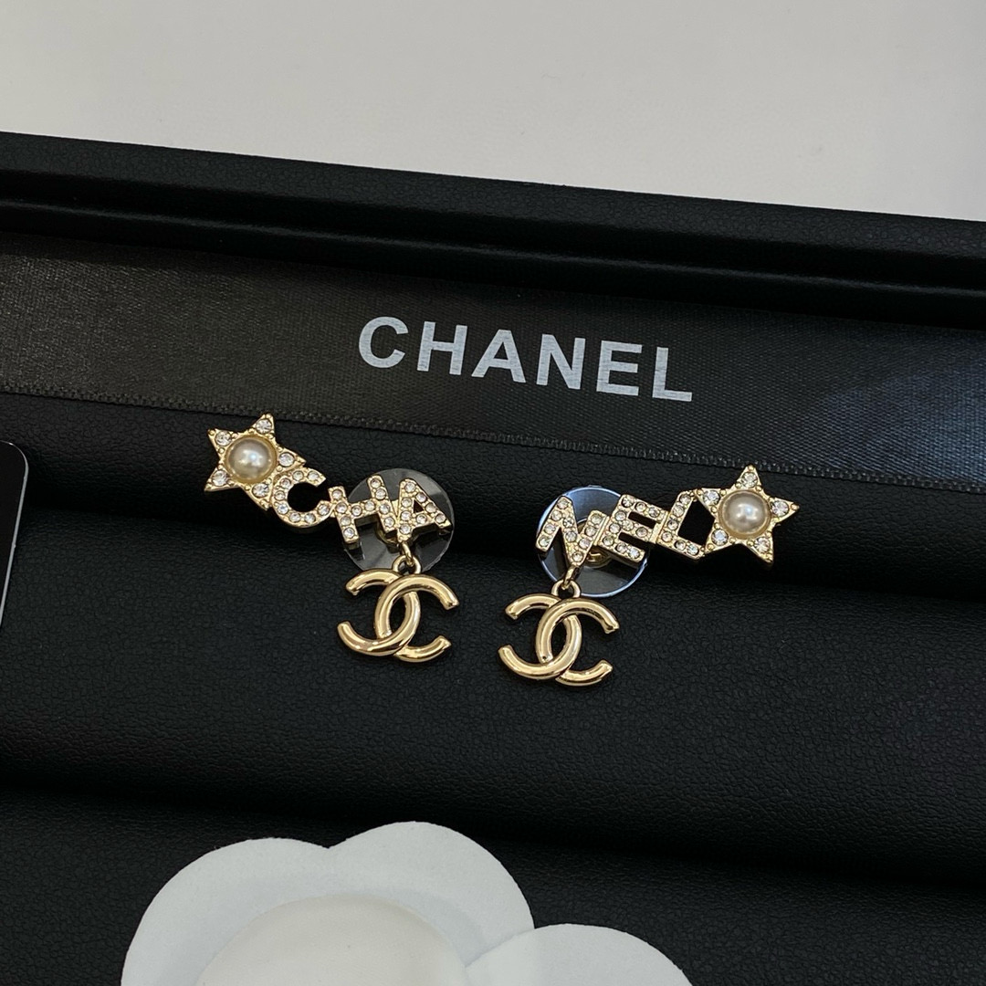 [TOP] CHANEL Earrings - Collection