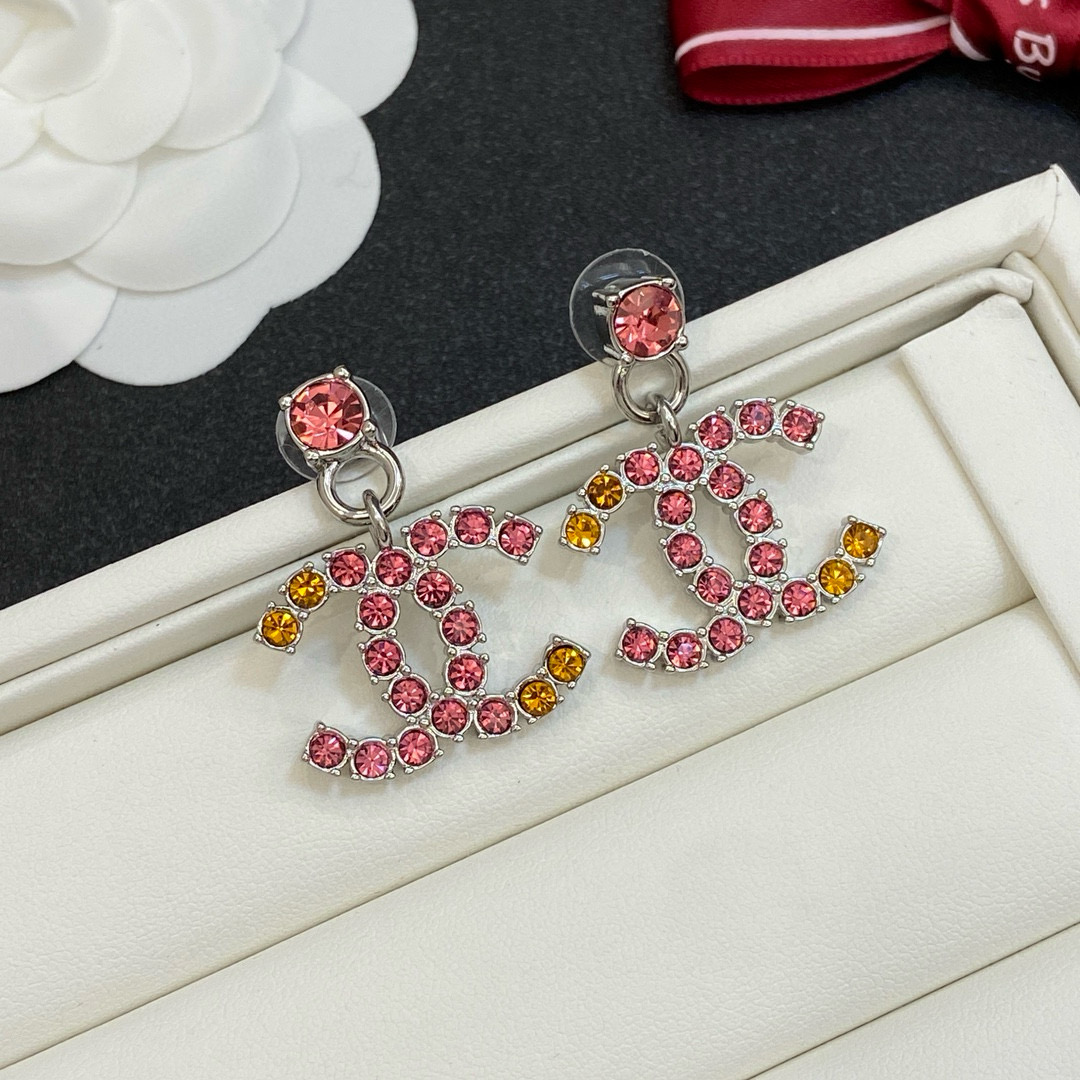[TOP] CHANEL Earrings - Collection