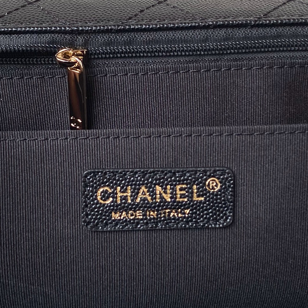 [TOP] CHANEL Oversized Calfskin Flab Bag 27×38×12cm - Black&GHW