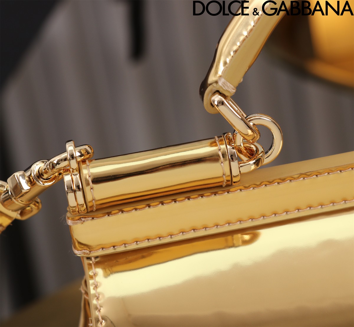 [TOP] Dolce & Gabbana D&G Polished Calfskin Sicily Bag Small 19x13x6/20x16x8cm - Gold / Silver