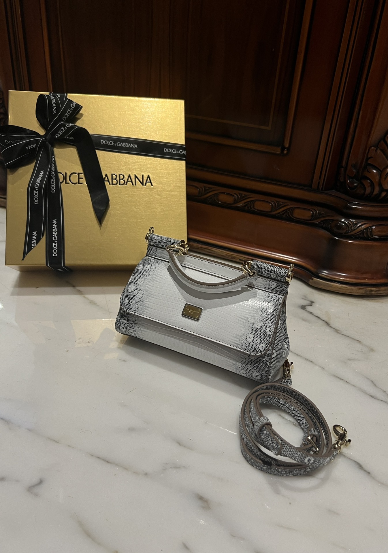 [TOP] Dolce & Gabbana D&G Sicily Bag Cowhide Lizard Pattern 18x11x6cm/20x16x8cm - White