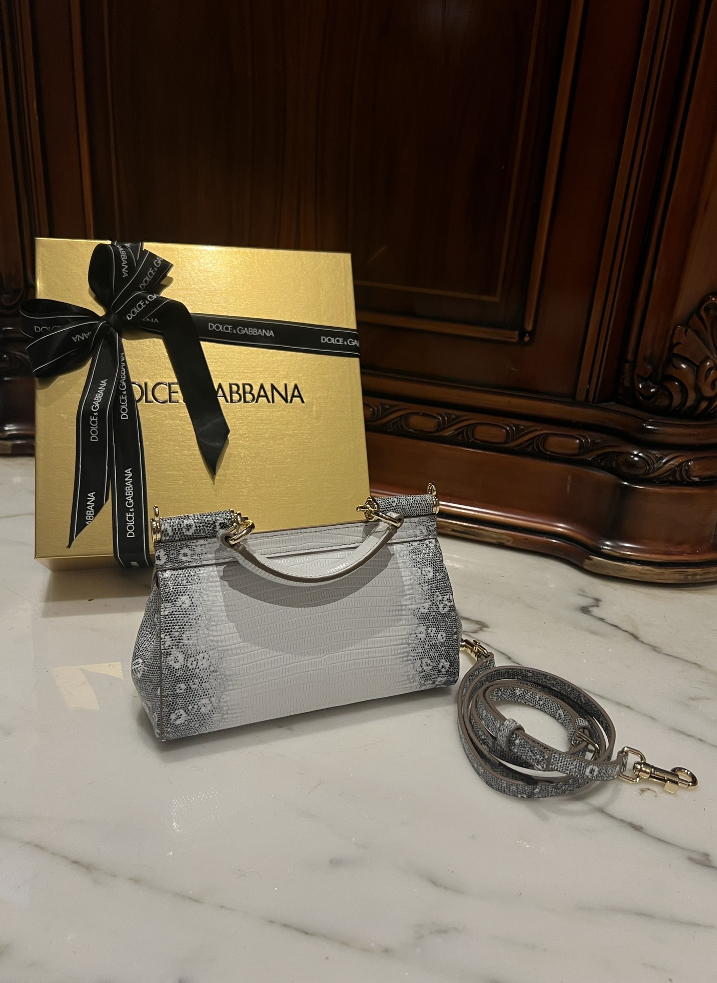 [TOP] Dolce & Gabbana D&G Sicily Bag Cowhide Lizard Pattern 18x11x6cm/20x16x8cm - White