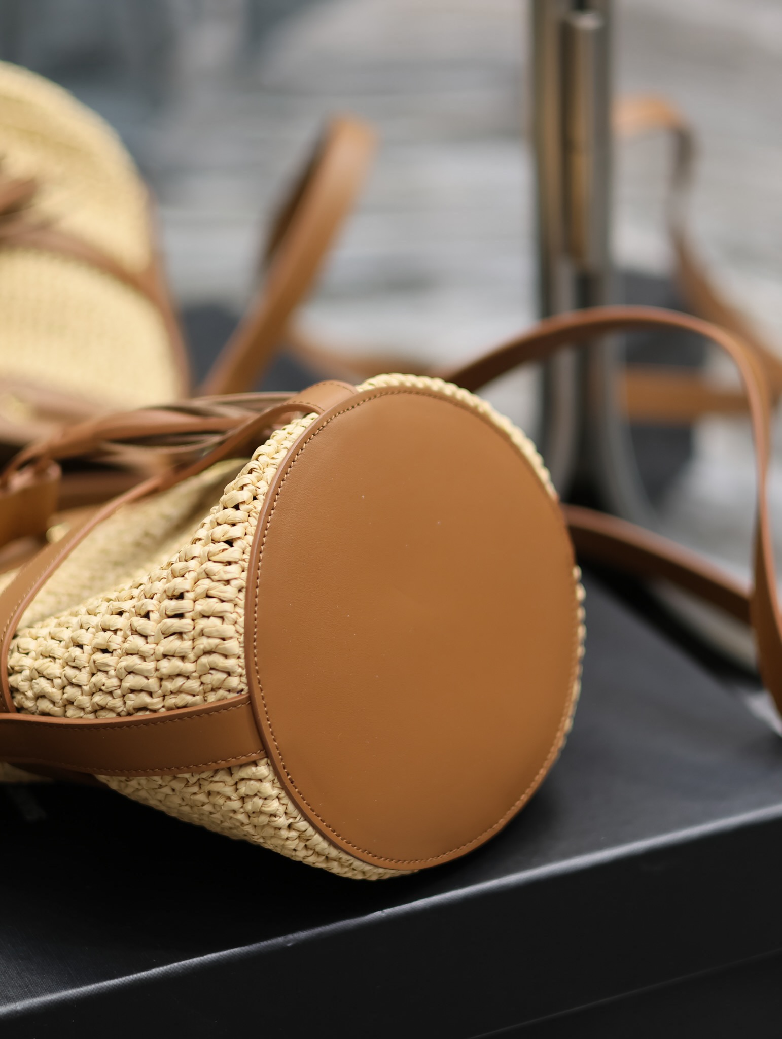 [TOP] Yves Saint Laurent YSL Lafite Grass Weaving Craft Bucket Bags 22×15×15cm - 2 Colour