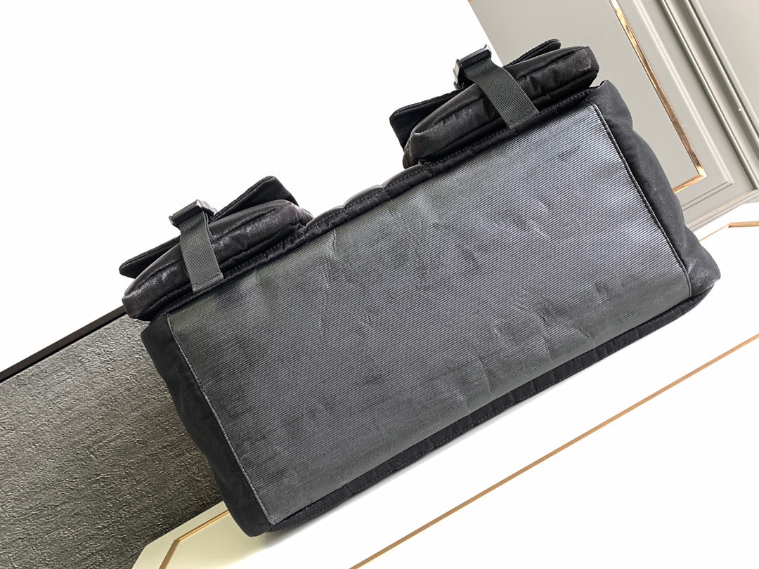 [TOP] CHANEL Silk Satin Material Handbags - Black