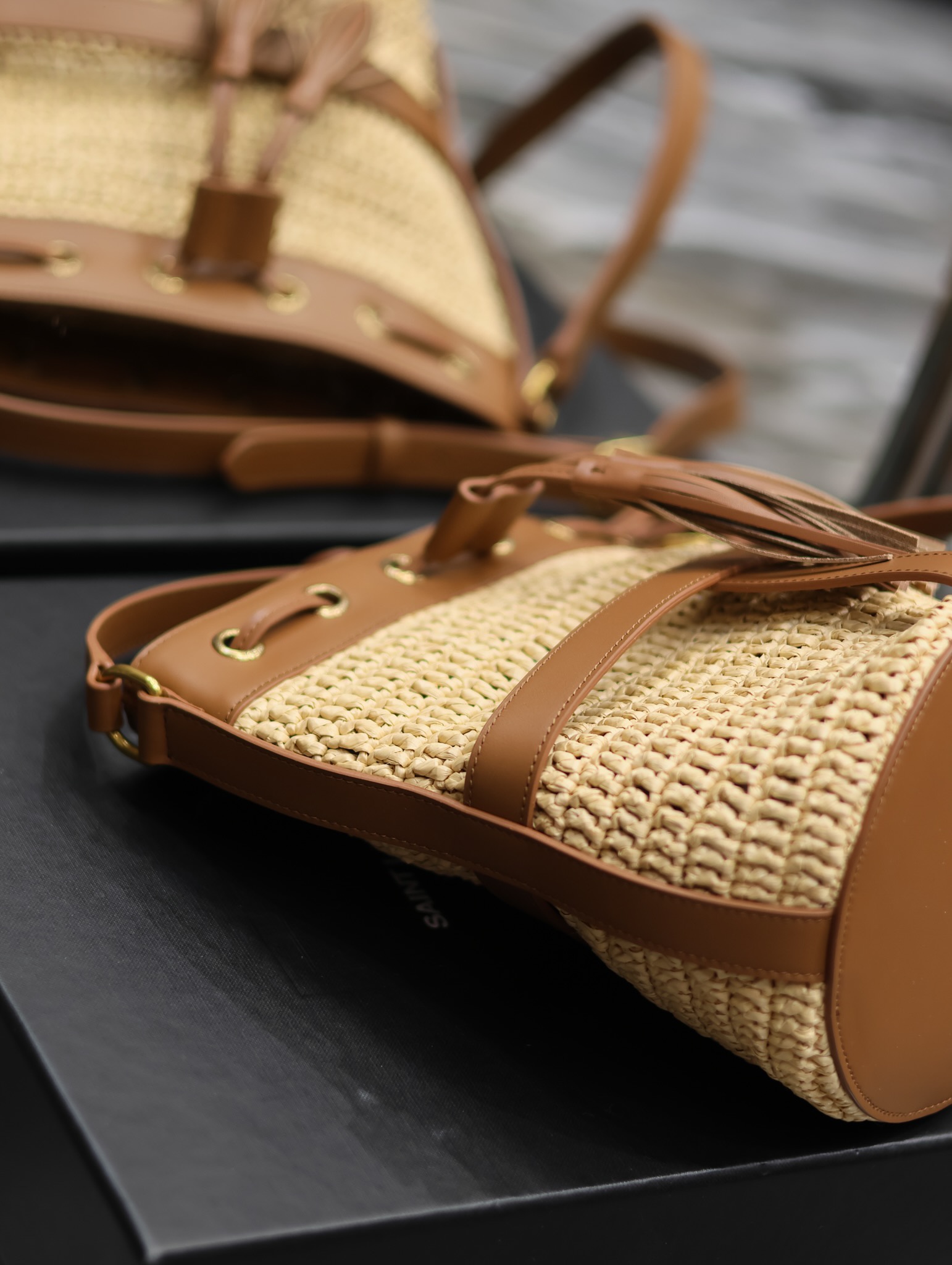 [TOP] Yves Saint Laurent YSL Lafite Grass Weaving Craft Bucket Bags 22×15×15cm - 2 Colour