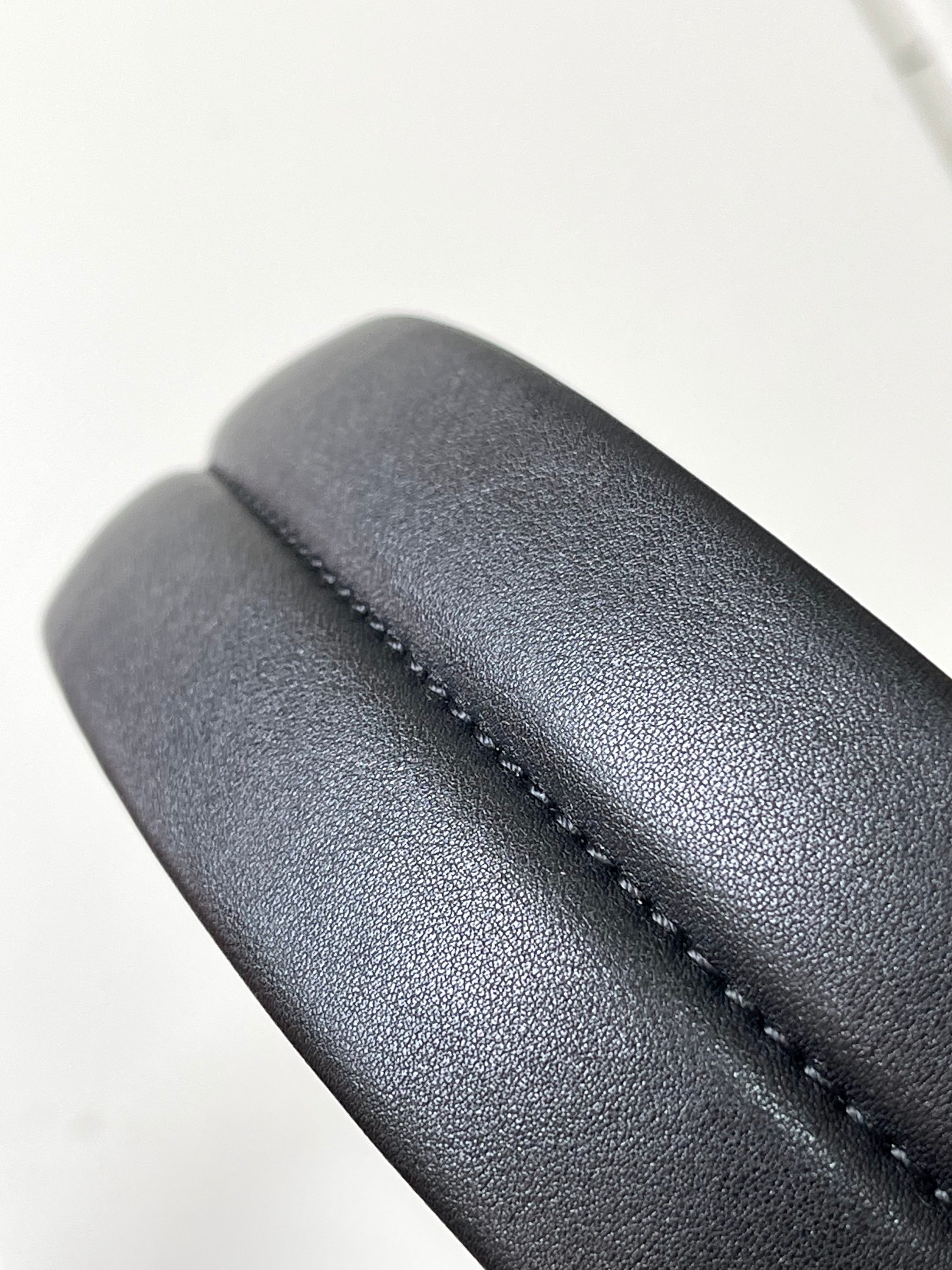 [TOP] Louis Vuitton LV Men's Soft Calfskin Leather Backpack - 37*43*17cm - Black