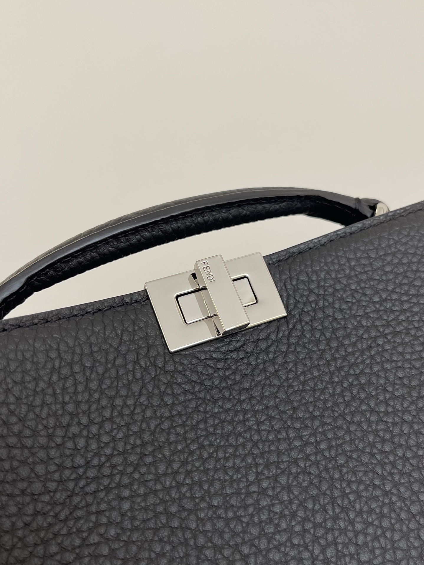 [TOP] FENDI Men's Mini Peekaboo Bag - Black&SHW
