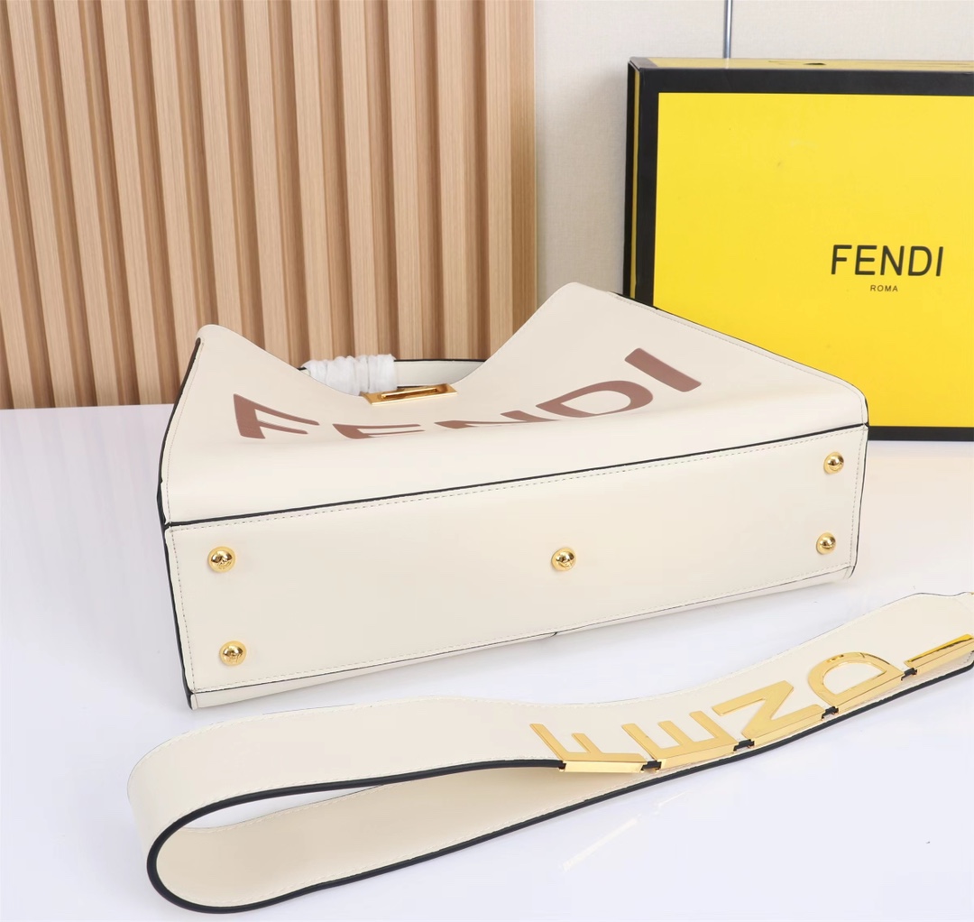 [TOP] FENDI Smooth Calfskin Peekaboo X-Lite Series Handbags - 30CM/38CM - GHW