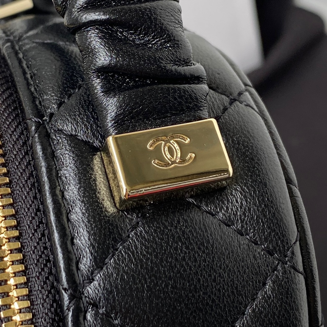 [TOP] CHANEL Folded Handle Retro Small Round Bag 9.5*13x5.5cm - Black