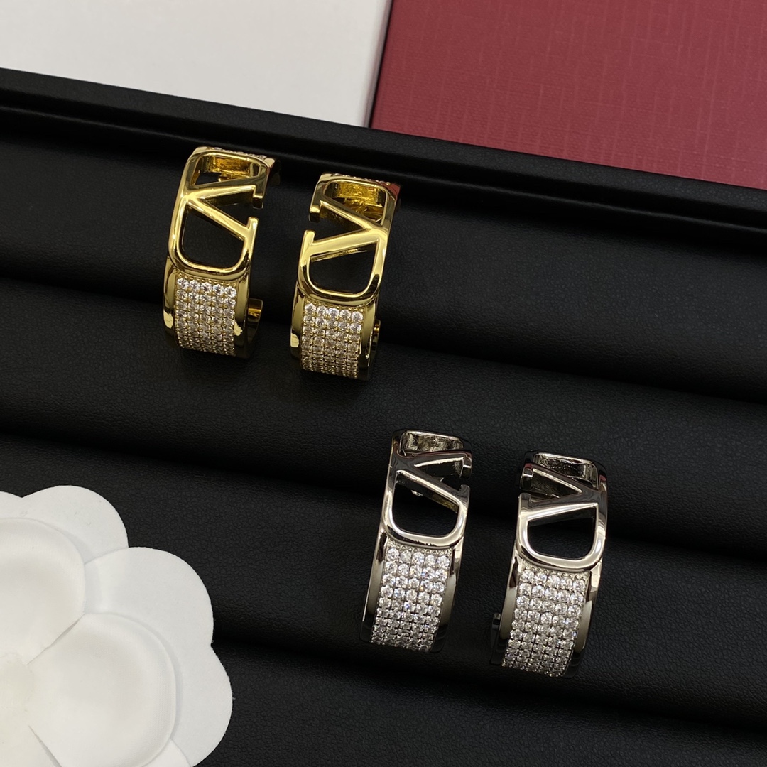 [TOP] VALENTINO Earrings - 2 Color