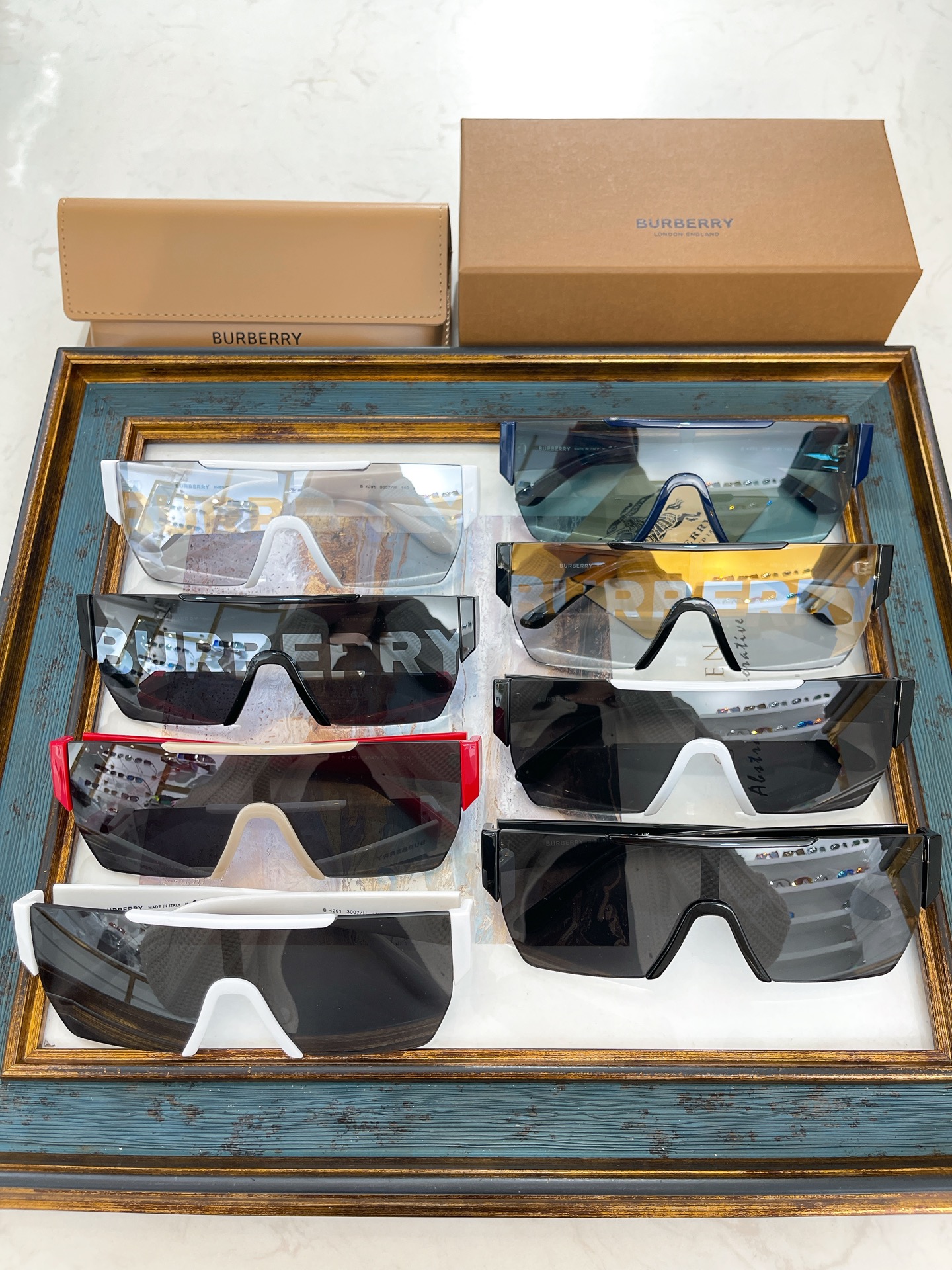 [TOP] BURBERRY Women's Sunglasses - 7 Colors