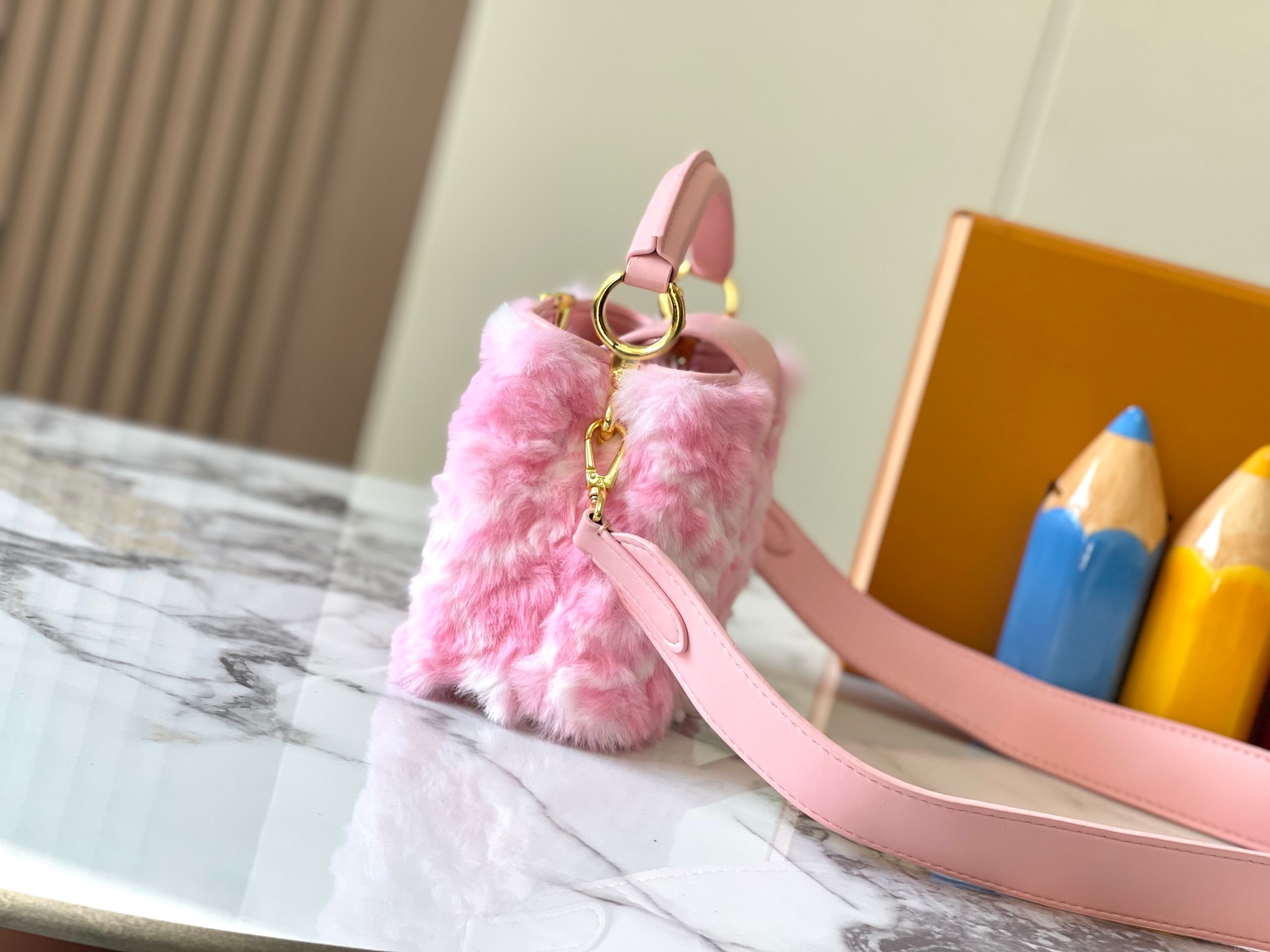 [TOP] Louis Vuitton LV Mink Hair Capsines Bags - Pink&GHW