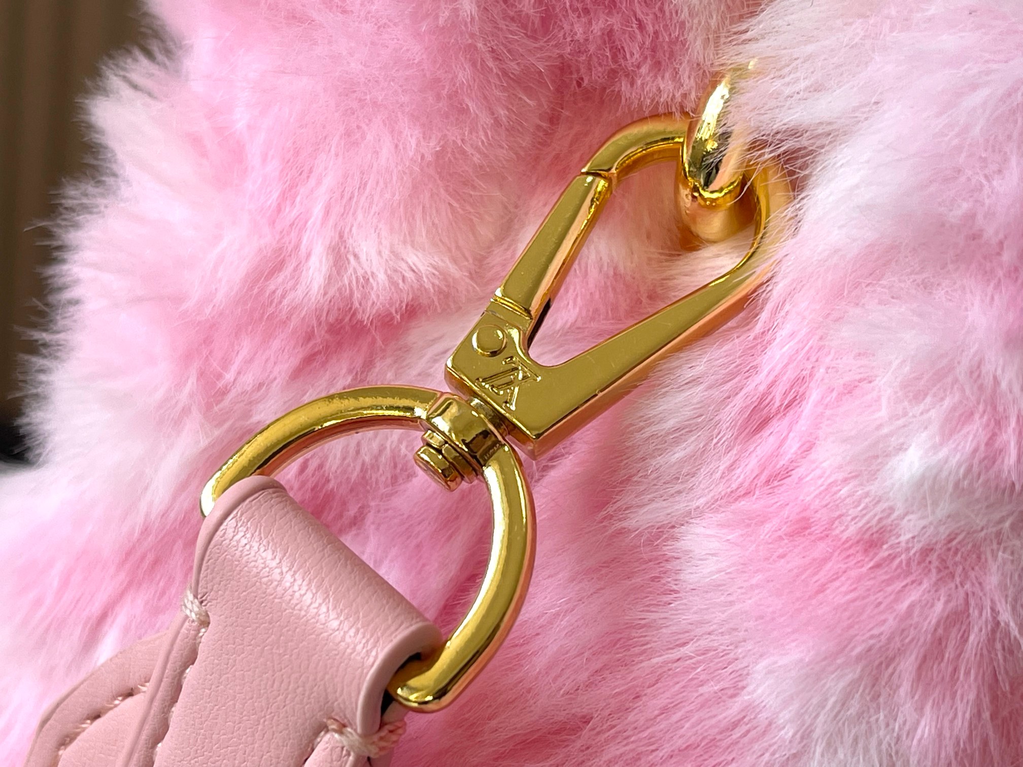 [TOP] Louis Vuitton LV Mink Hair Capsines Bags - Pink&GHW