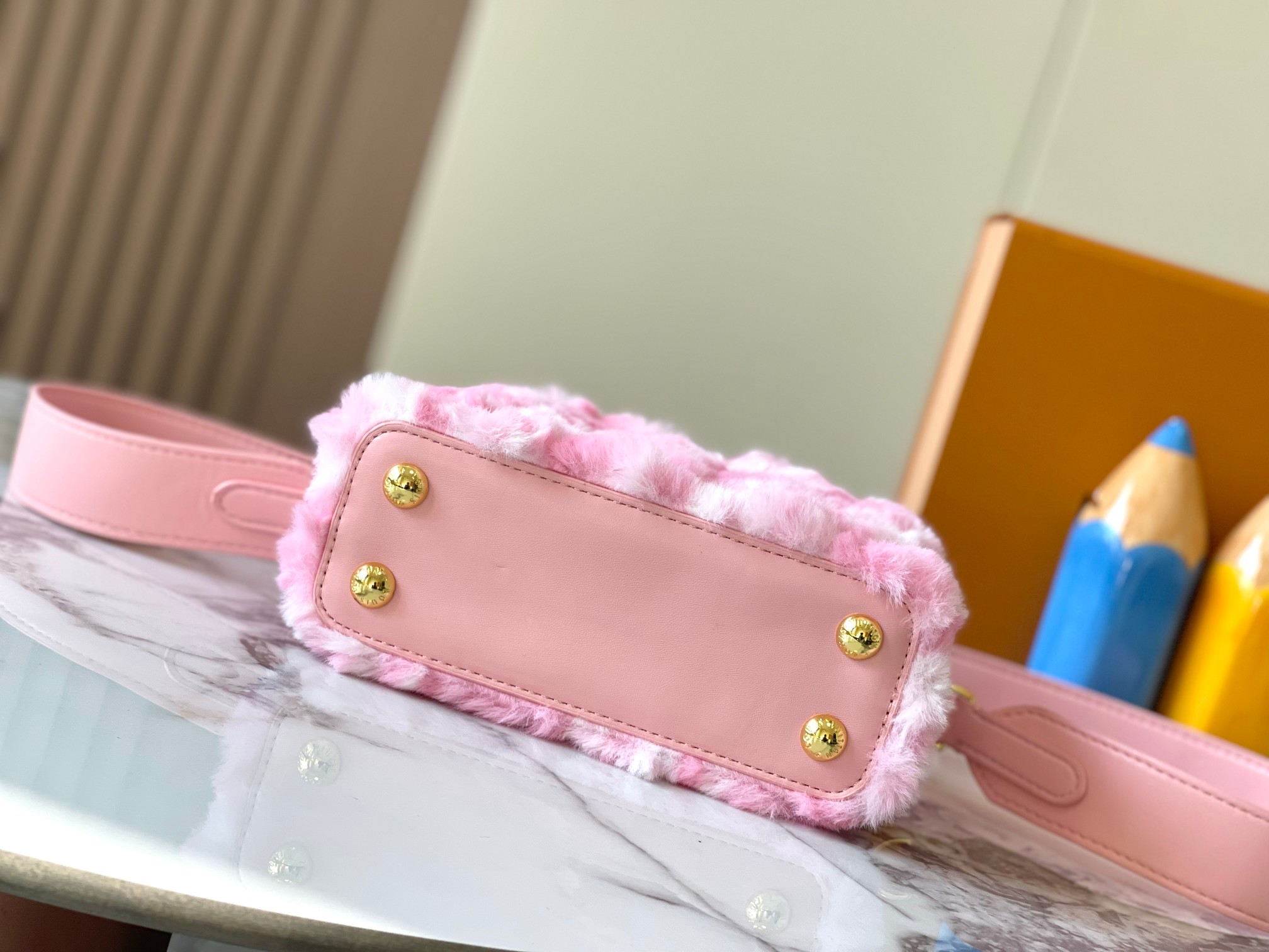 [TOP] Louis Vuitton LV Mink Hair Capsines Bags - Pink&GHW